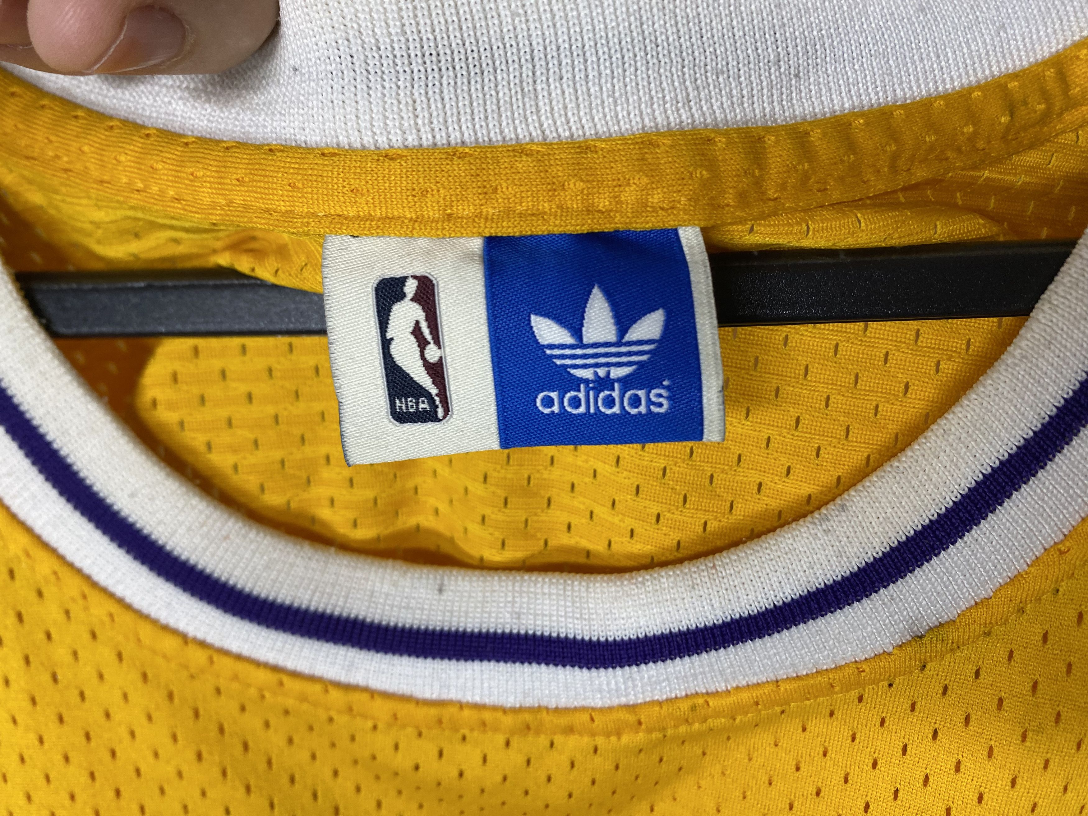 Adidas BRYANT #24 LOS ANGELES LAKERS NBA BASKETBALL SHIRT JERSEY Size US M / EU 48-50 / 2 - 7 Thumbnail