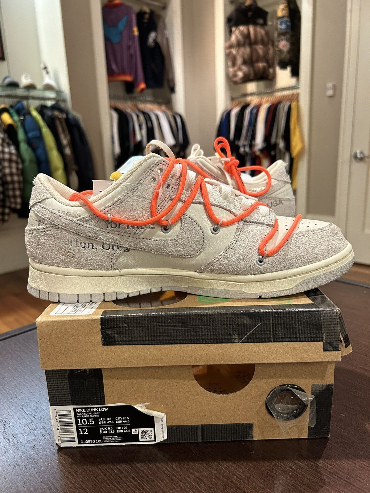 Nike × Off-White Nike Dunk Low Off-White Lot 11 Size US 10.5 / EU 43-44 - 4 Thumbnail