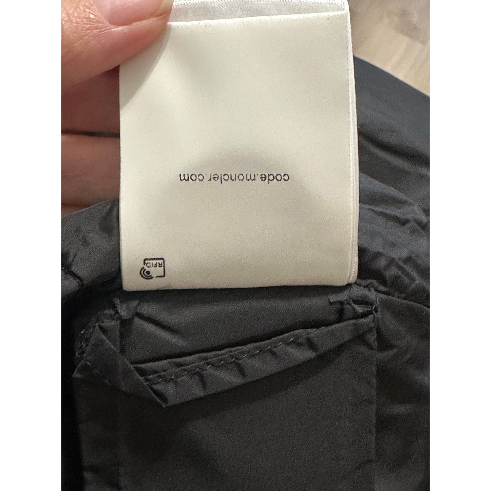 Moncler Lobelia Quilted Down Puffer Coat size 1 Black Bell Sleeves Size S / US 4 / IT 40 - 22 Thumbnail