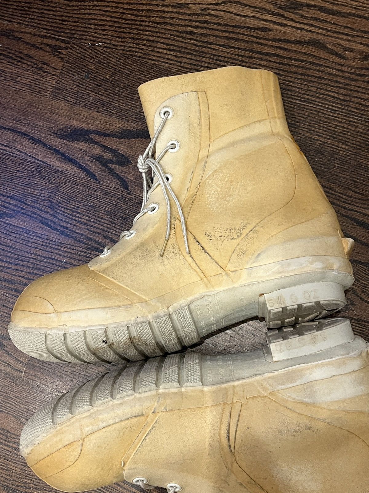 Other Vintage US Military Mickey Mouse Boots Size US 12 / EU 45 - 11 Thumbnail