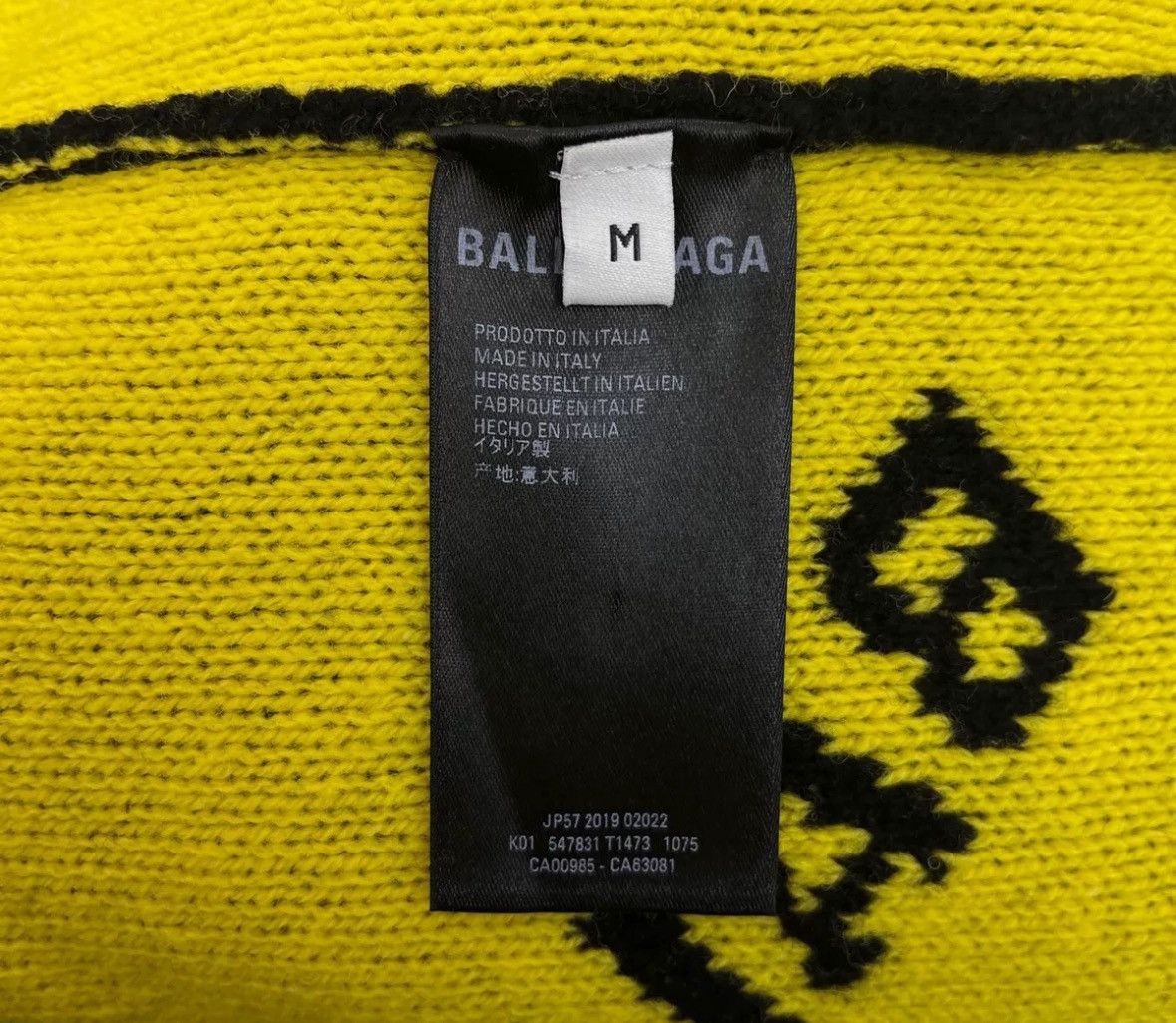 Balenciaga Balenciaga Black and yellow printed sweater 2412-Nextarrow Size US M / EU 48-50 / 2 - 8 Thumbnail