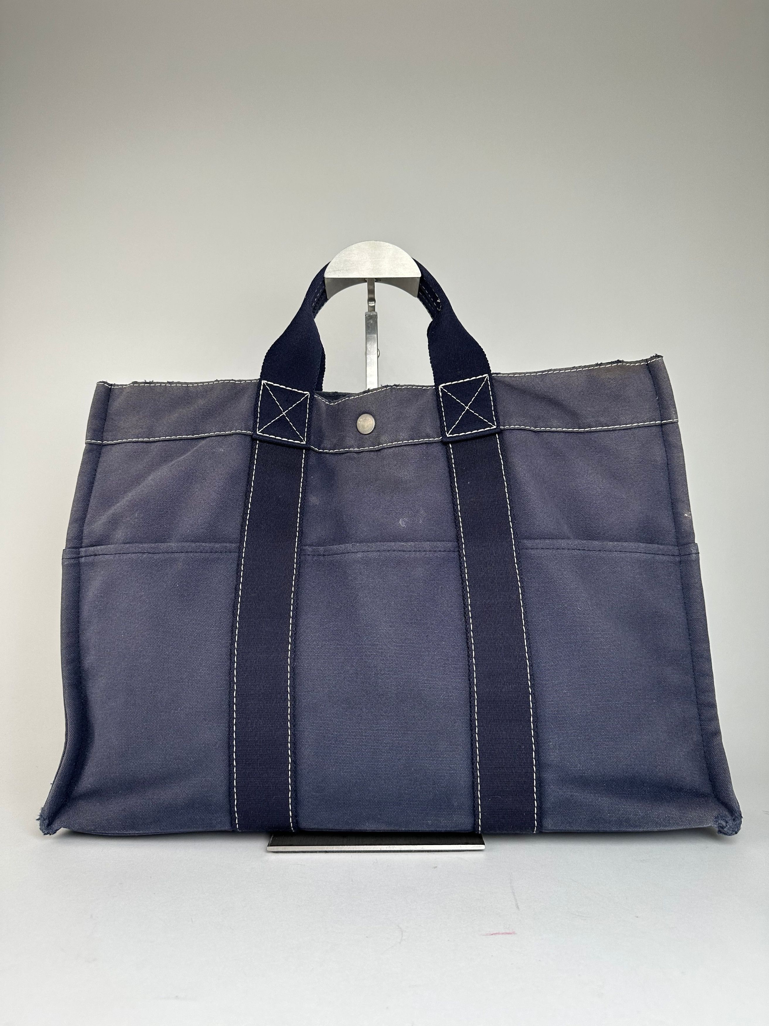 Other Vintage Hermès Fourre Tout MM Canvas Tote Bag Navy Size ONE SIZE - 1 Thumbnail