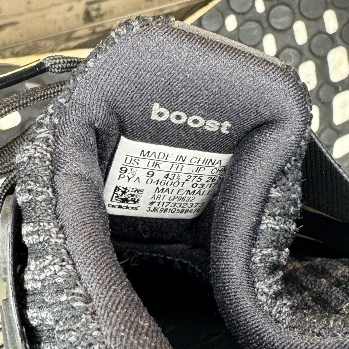 Adidas Adidas Ultra Boost 3.0 LGBT Pride Black Sz 9.5 Used Size US 9.5 / EU 42-43 - 6 Thumbnail