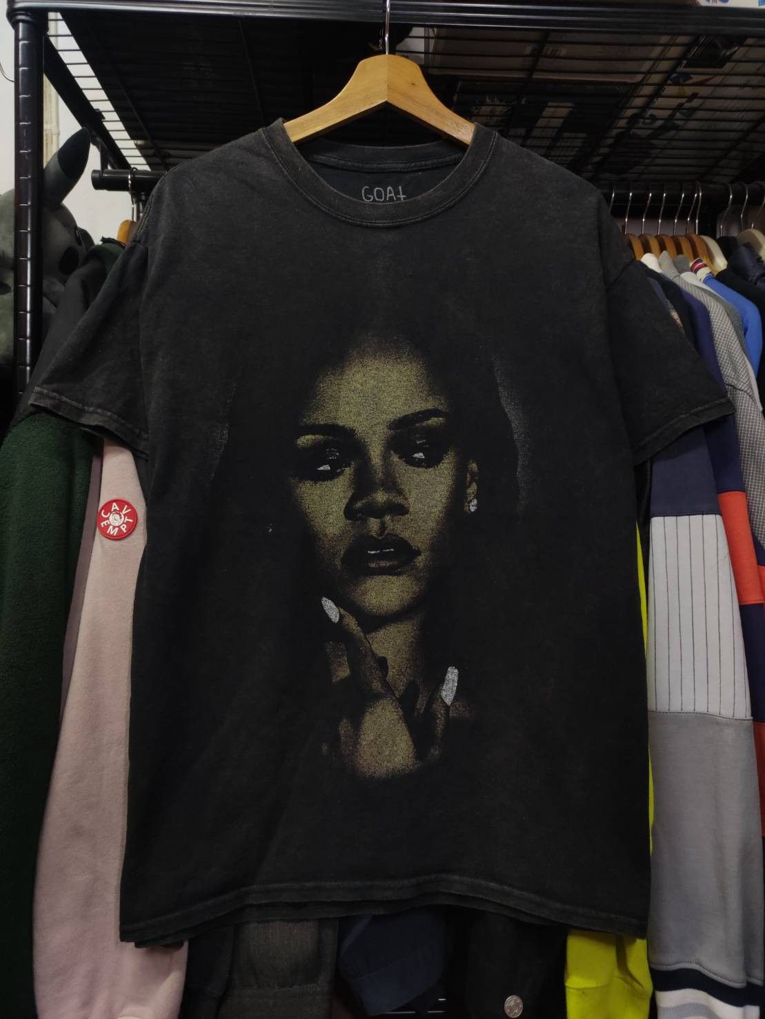 Rihanna Rare! Goat Crew x Rihanna " Riri Badgirl " T-Shirt Size US L / EU 52-54 / 3 - 2 Thumbnail