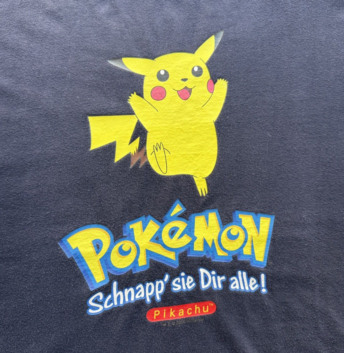 Pokemon Vintage 2000 Nintendo Pokémon Pikachu T-Shirt Movie Tee Size US M / EU 48-50 / 2 - 3 Thumbnail
