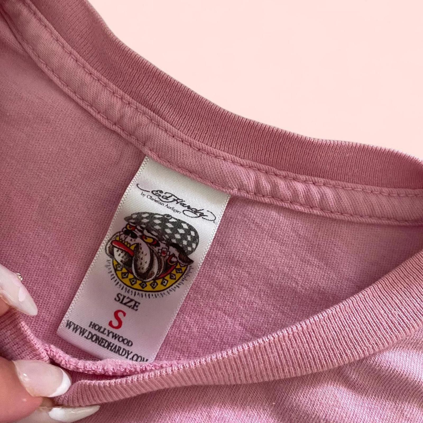 Ed Hardy Ed hardy pink baby tee top with skulls and flowers Size XS / US 0-2 / IT 36-38 - 3 Thumbnail