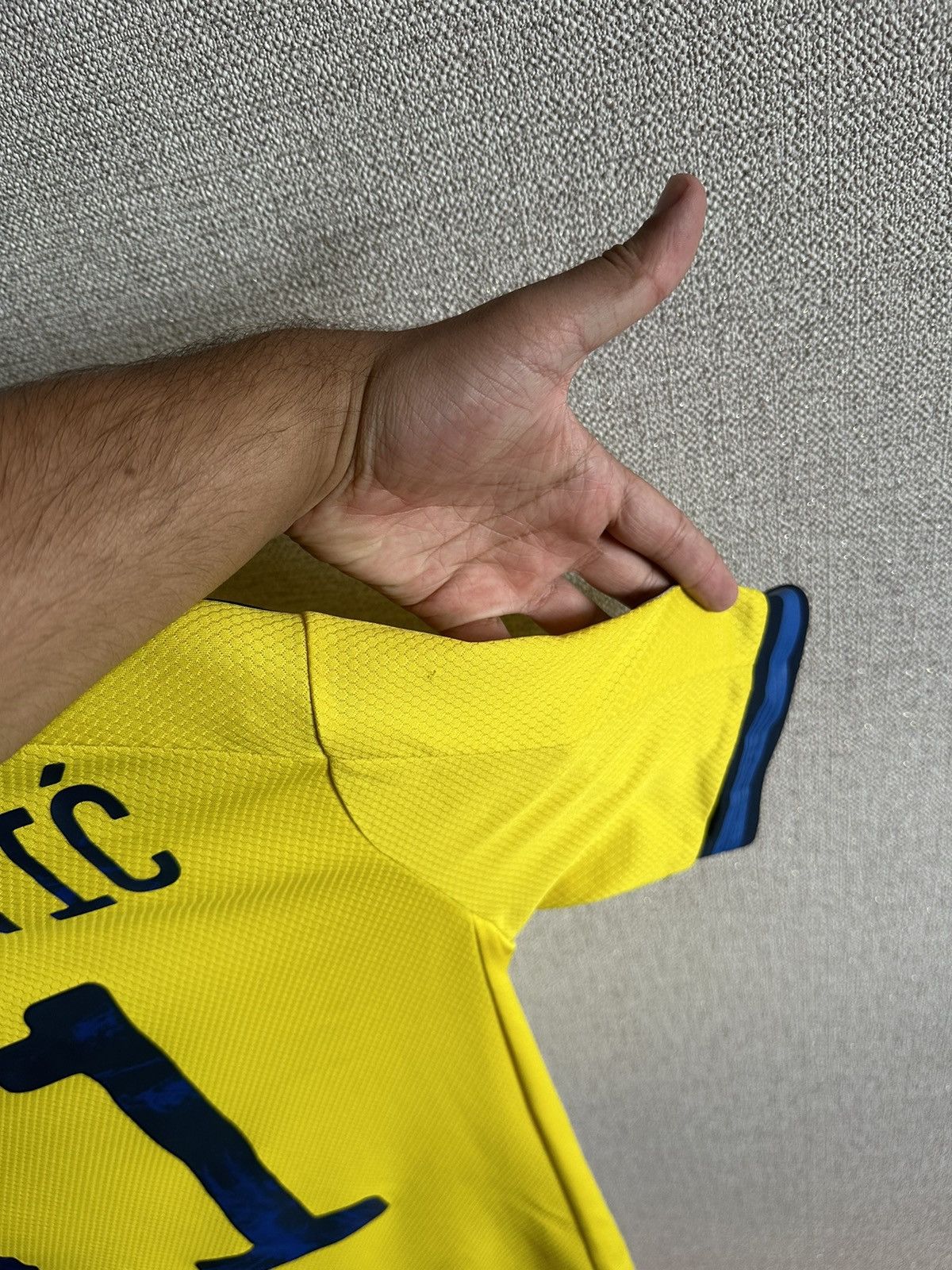 Adidas 🇸🇪 2020 Adidas Sweden Ibrahimovic Euro Soccer Jersey Size US S / EU 44-46 / 1 - 17 Thumbnail