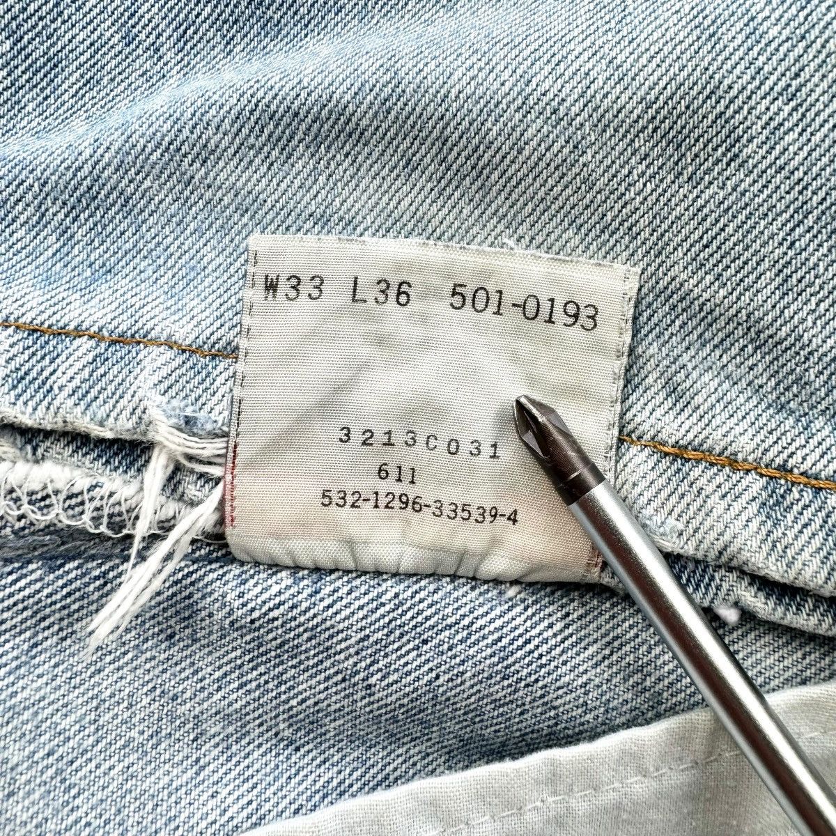 Levi's Vintage Levi’s 501 Denim Jeans Size US 33 - 8 Thumbnail