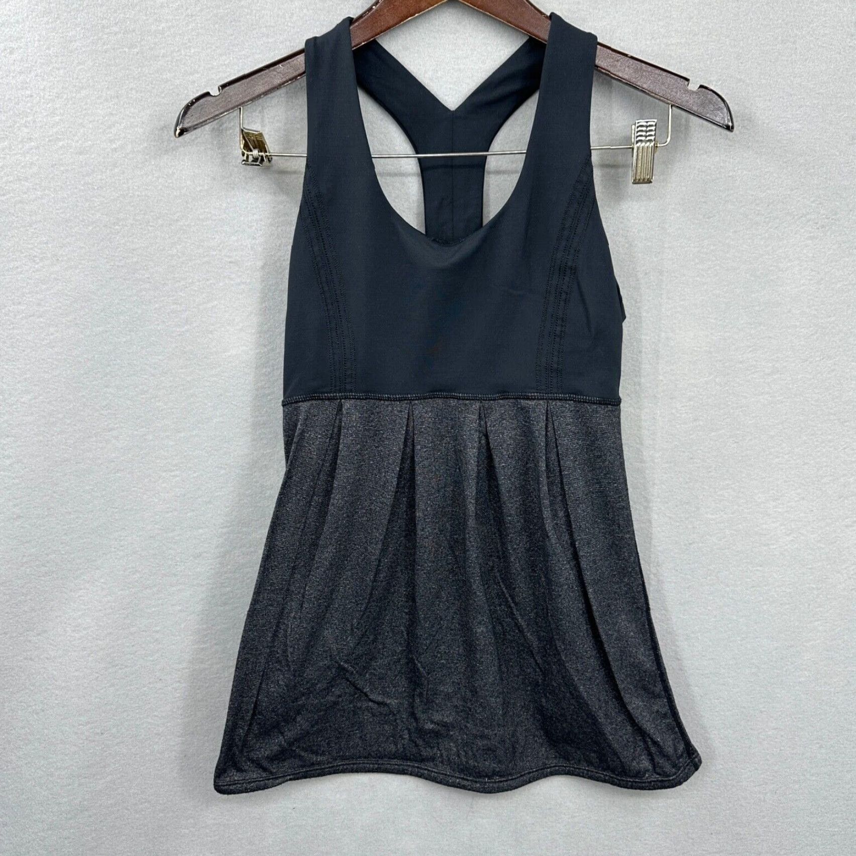 Lululemon Lululemon Swiftly Tech Tank Women 4 Black Gray Built in Bra Athletic T-Back Size S / US 4 / IT 40 - 2 Thumbnail