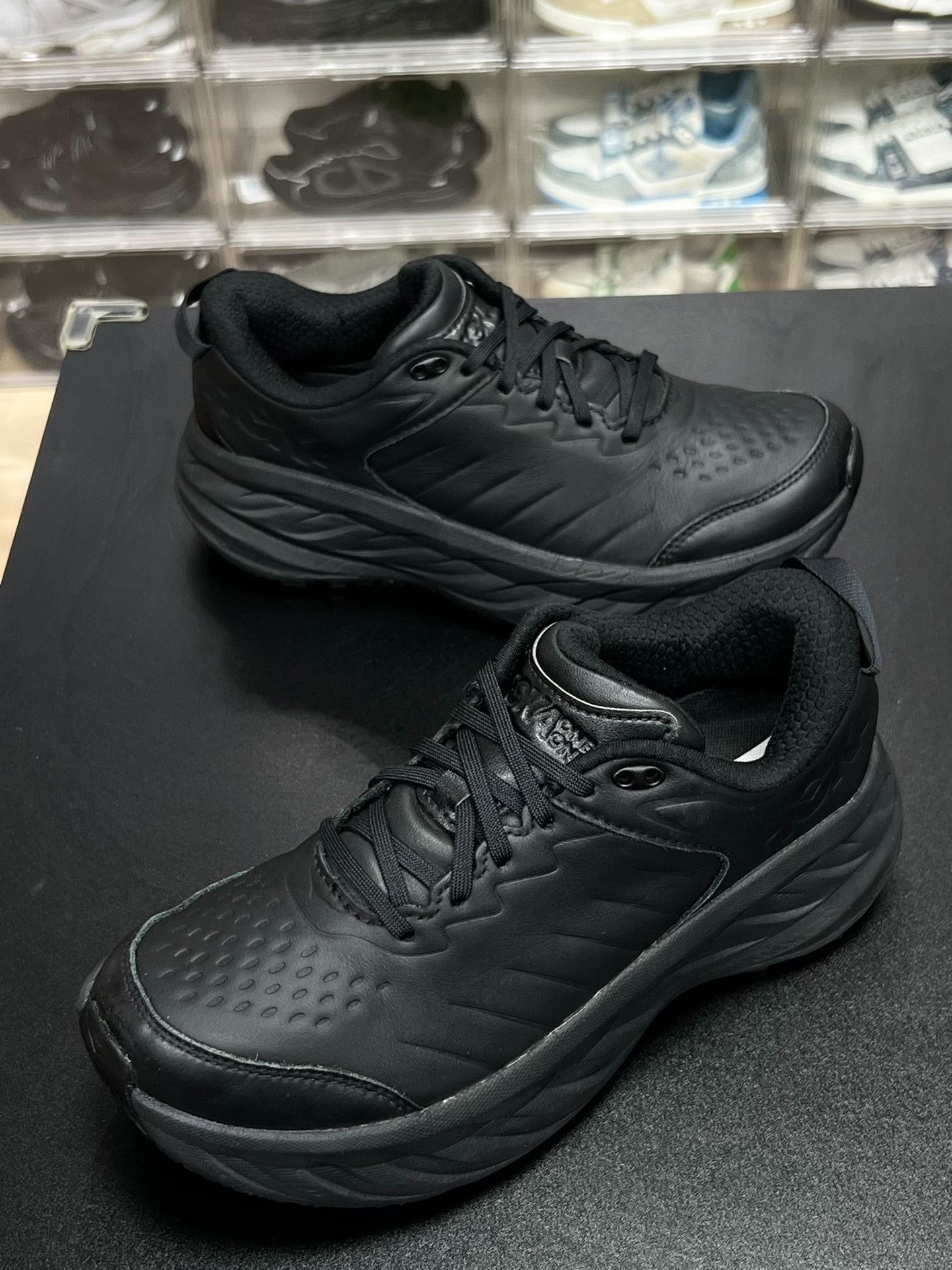 Hoka Hoka Running Black Lowtop Sneakers 8 Men Size US 8 / EU 41 - 1 Thumbnail