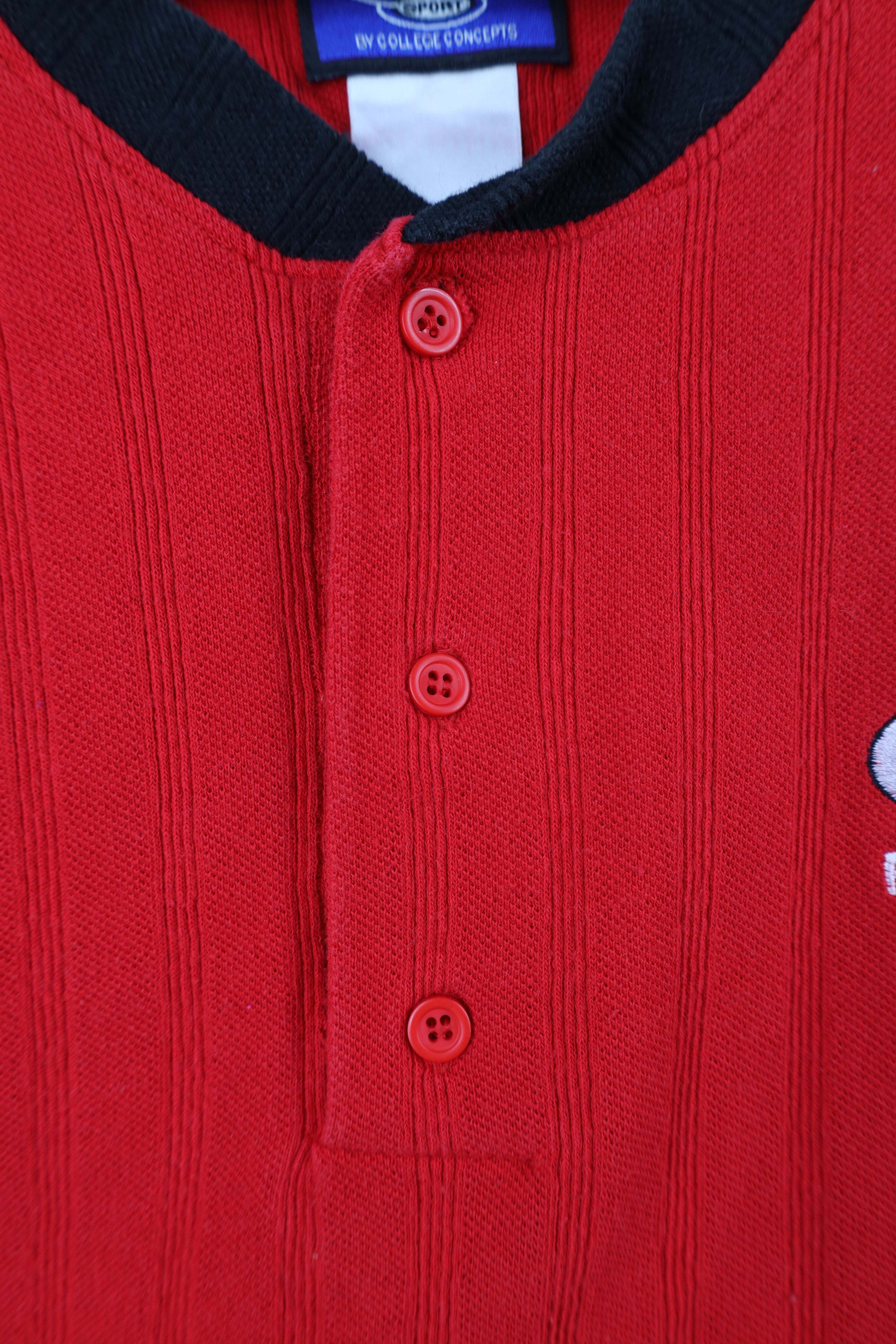Vintage Vintage 90s Red Wings Hockey Ribbed Knit Henley T-Shirt Red Size US M / EU 48-50 / 2 - 7 Thumbnail