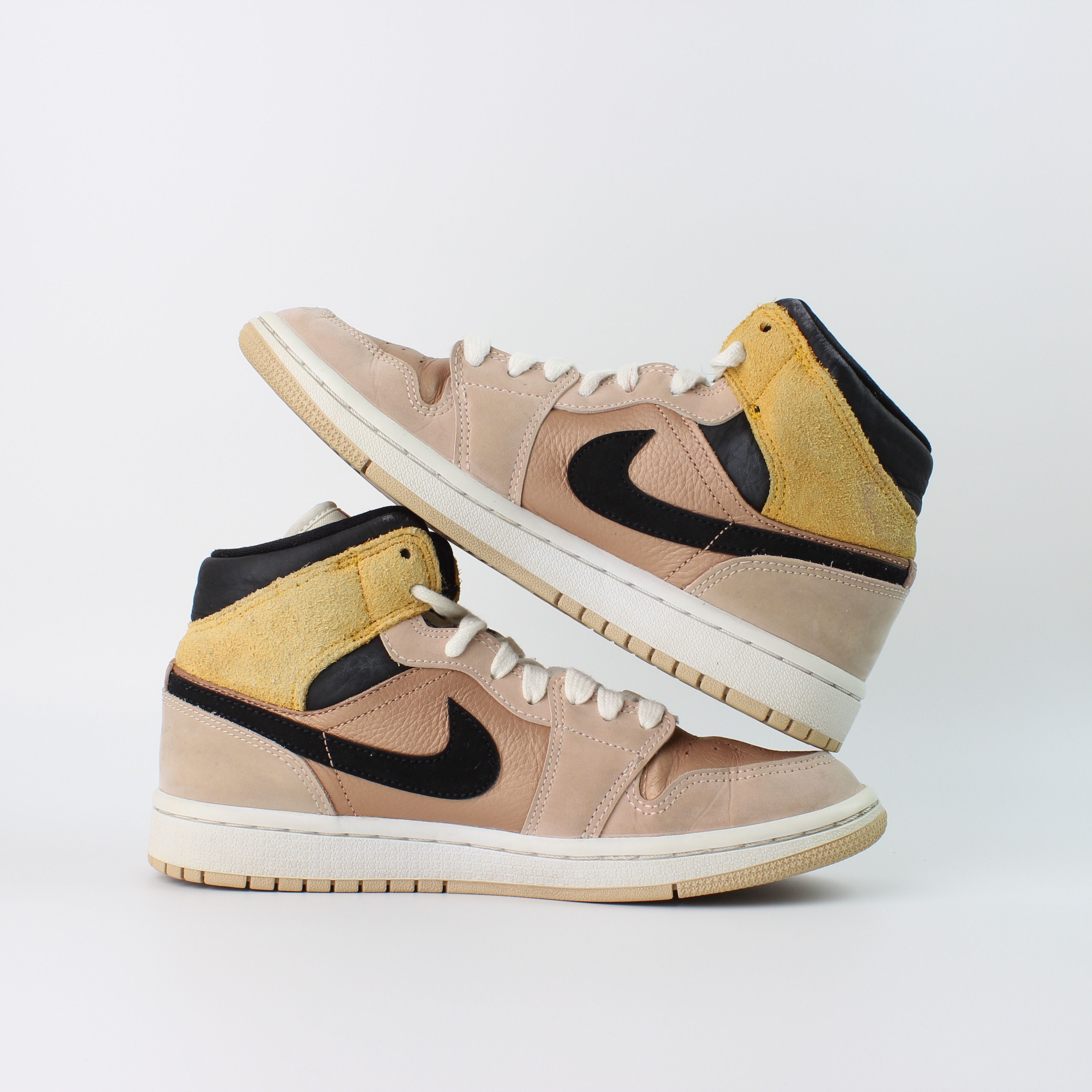 Nike (W) Jordan 1 Mid SE Particle Beige DD2224-200 Size US 6.5 / IT 36.5 - 4 Thumbnail