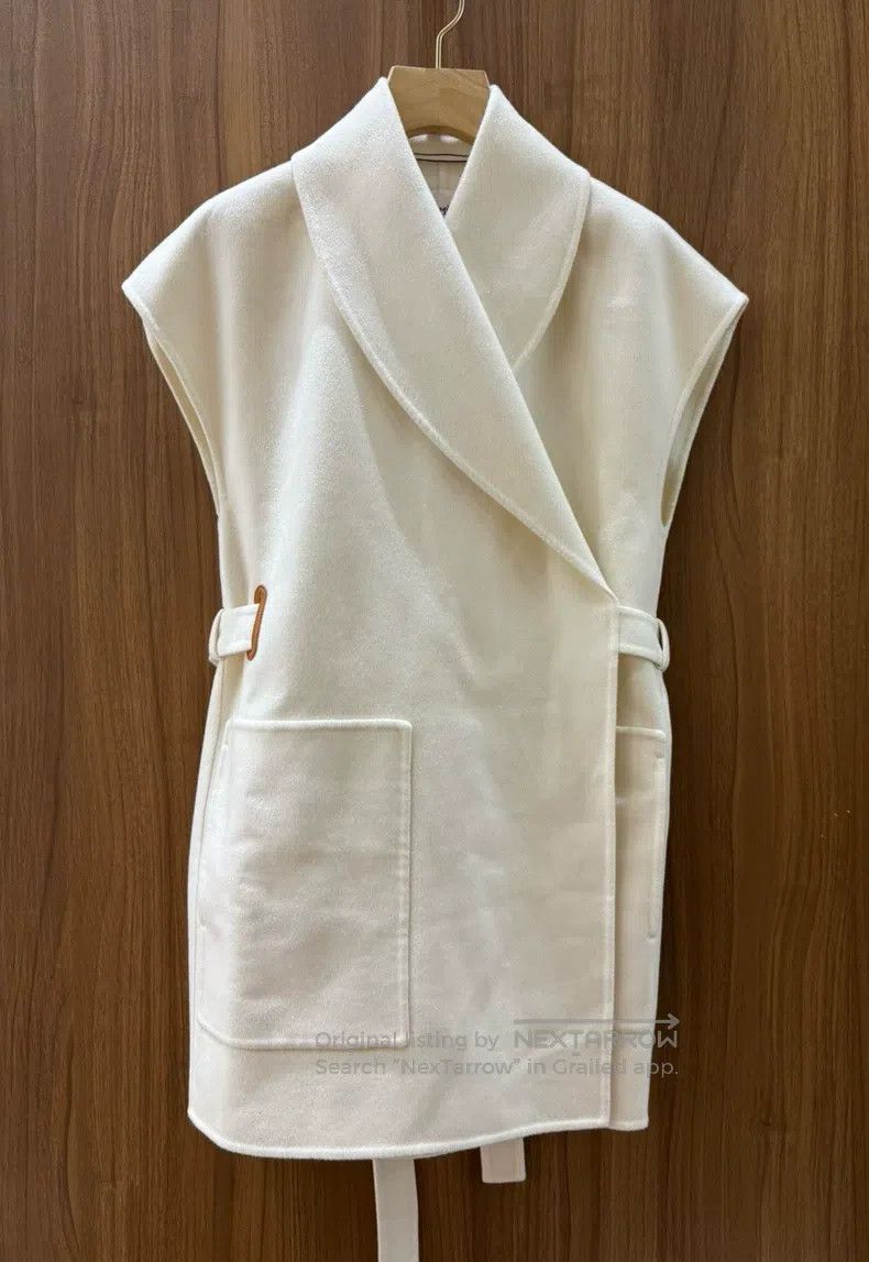 Hermes Hermes White Cashmere Vest Size 4XL / US 24-26 - 1 Thumbnail