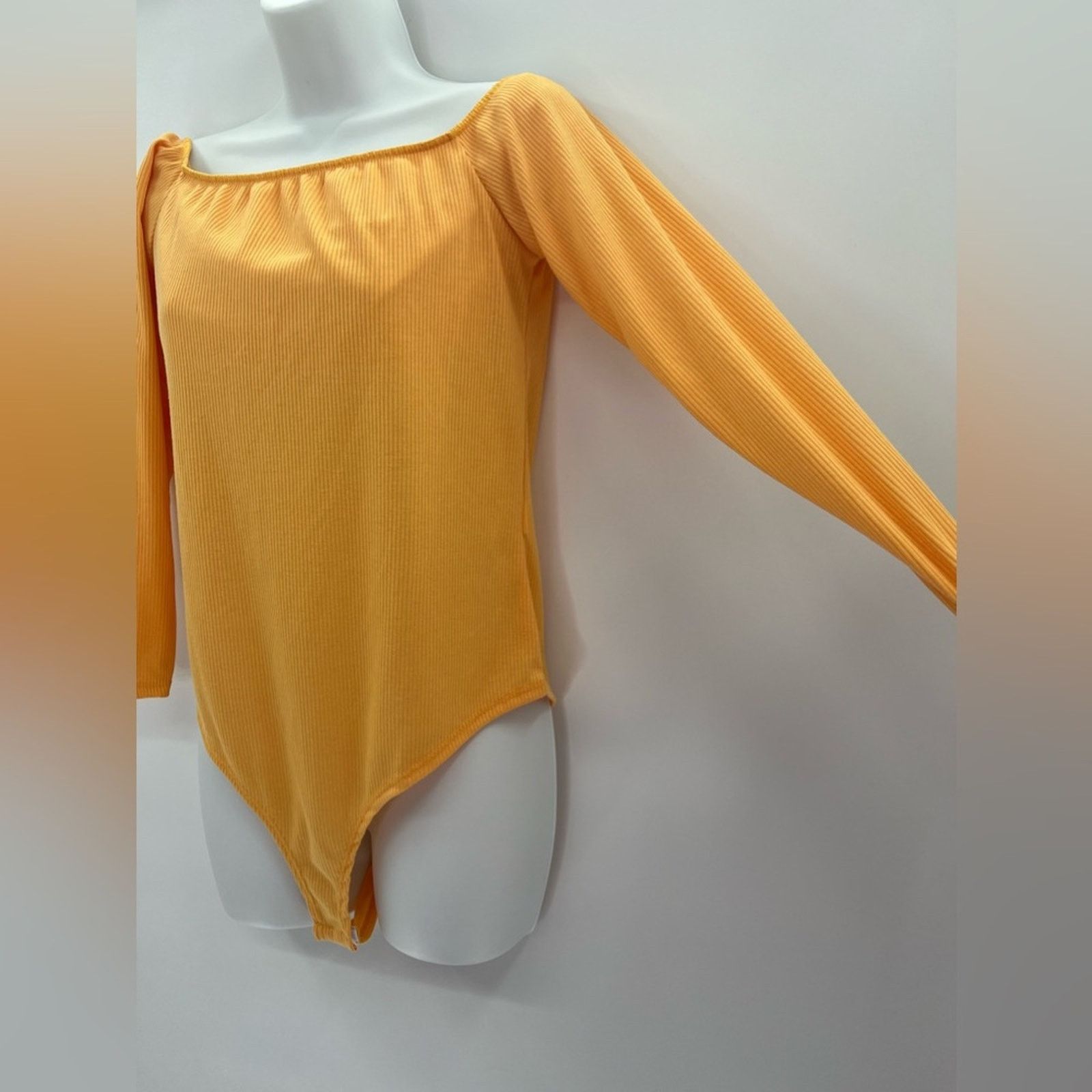Boohoo BOOHOO OFF THE SHOULDER RIB KNIT BODYSUIT SZ 12 NWT Size XL / US 12-14 / IT 48-50 - 4 Thumbnail