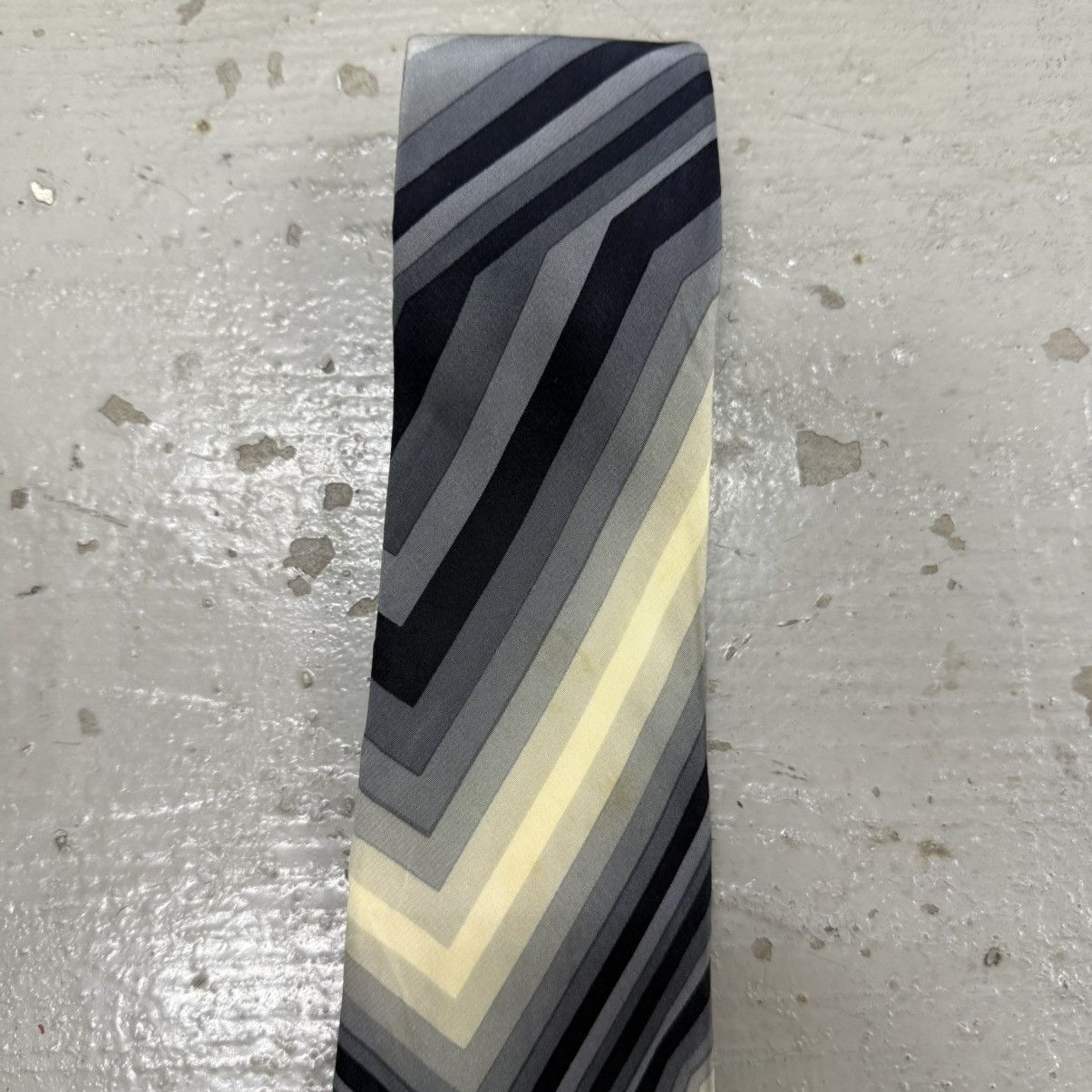 Balenciaga Balenciaga 1970's Era Silk Neck Tie Size ONE SIZE - 4 Thumbnail