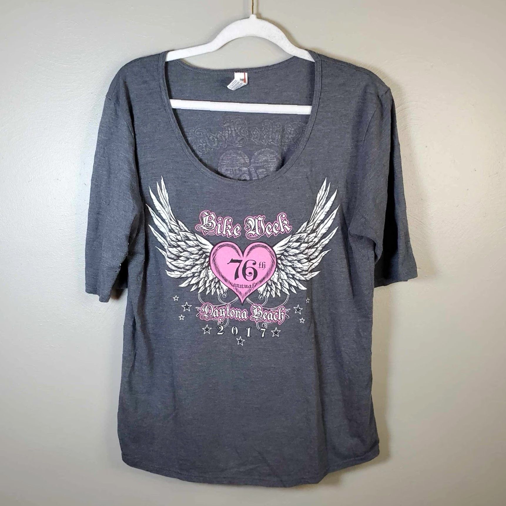 Anvil VINTAGE Daytona Beach Bike Week Womens T Shirt 2017 Wings Pink XL TG Biker Size XL / US 12-14 / IT 48-50 - 3 Thumbnail