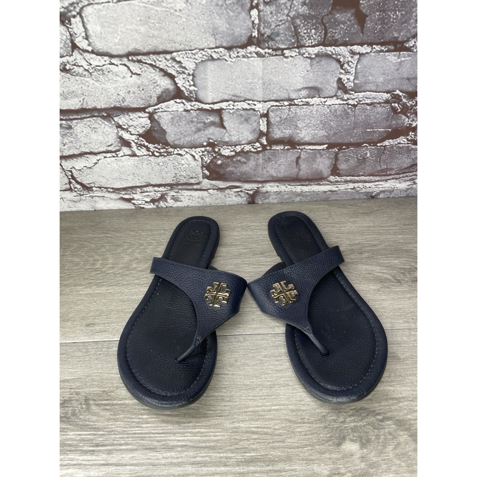 Tory Burch Tory Burch Jole Navy Blue Thong Tumbled Leather Sandals Wome Size US 6.5 / IT 36.5 - 13 Thumbnail