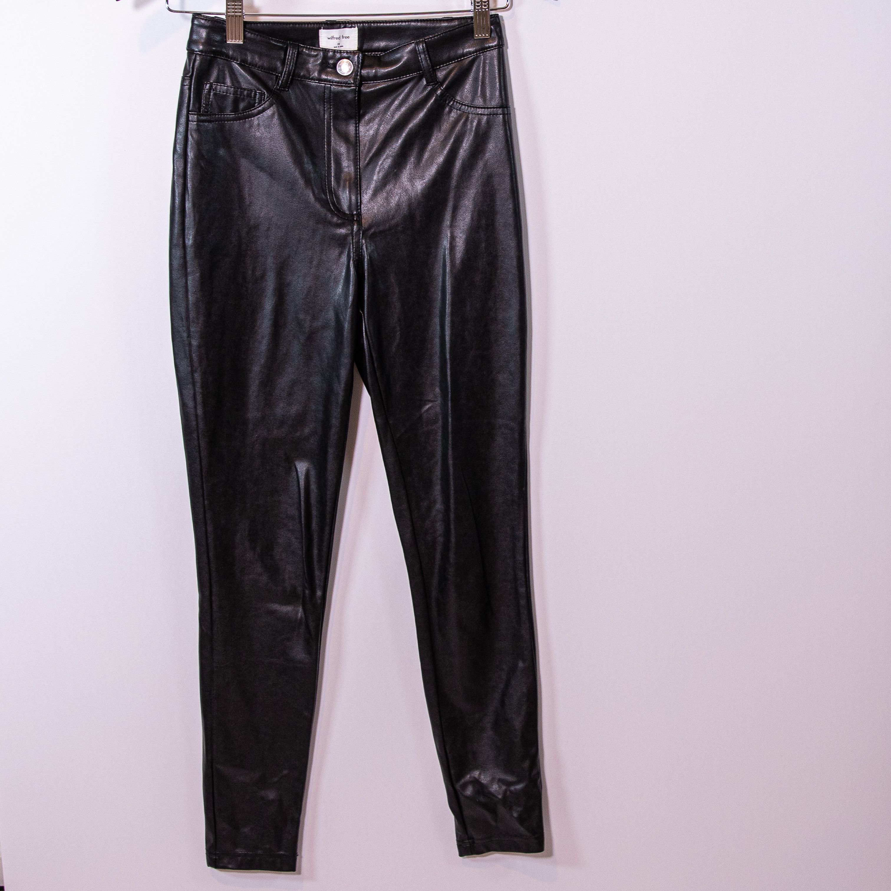 Aritzia Wilfred Free Aritzia Charm Faux Vegan Leather Size 24" / US 00 / IT 34 - 1 Thumbnail