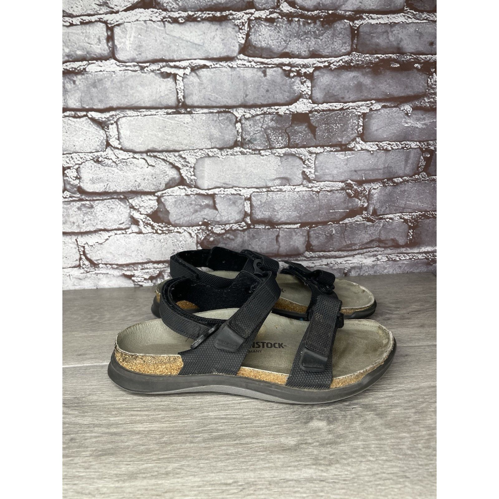 Birkenstock Birkenstock Kalahari Black Cross Country Strap Sandals Women Size US 8 / IT 38 - 15 Thumbnail
