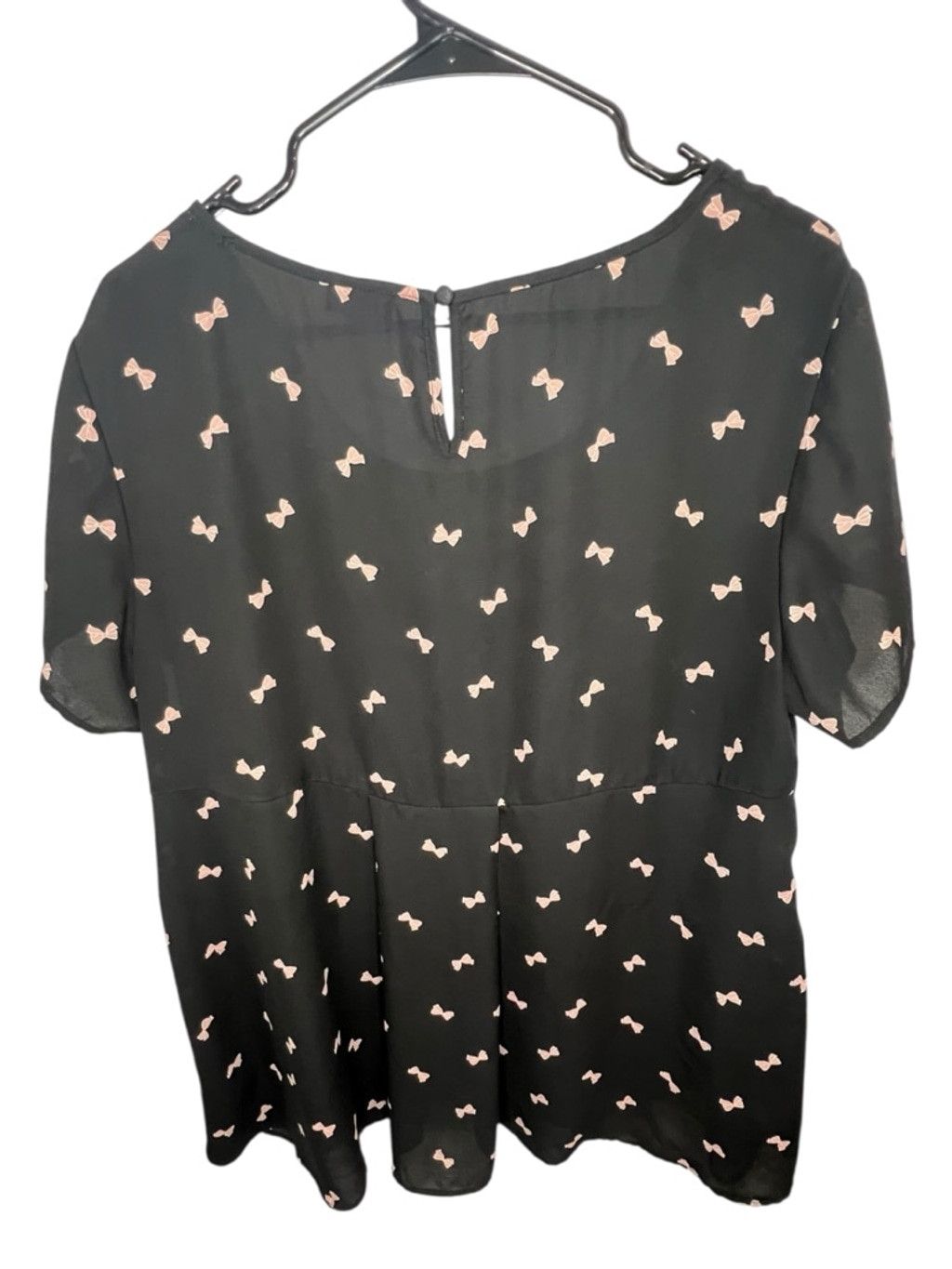 Torrid Torrid Loose Fit Black Short Sleeve Blouse With Bow Pattern Size XL / US 12-14 / IT 48-50 - 3 Thumbnail