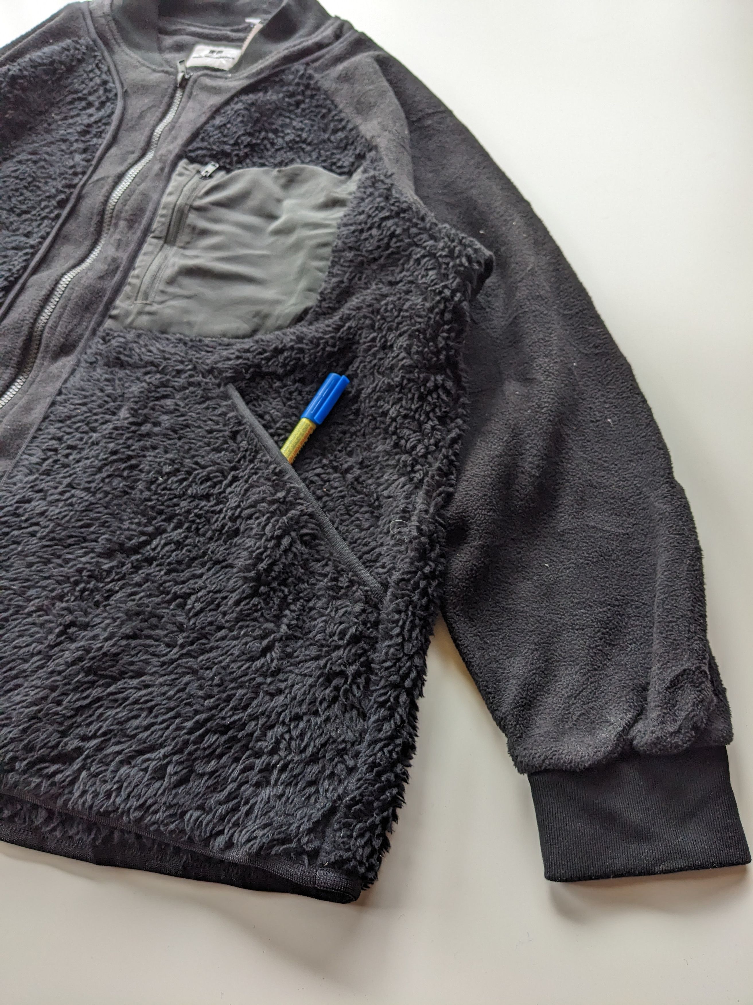 Uniqlo × White Mountaineering Uniqlo x White Mountaineering sherpa fleece Size US XL / EU 56 / 4 - 3 Thumbnail