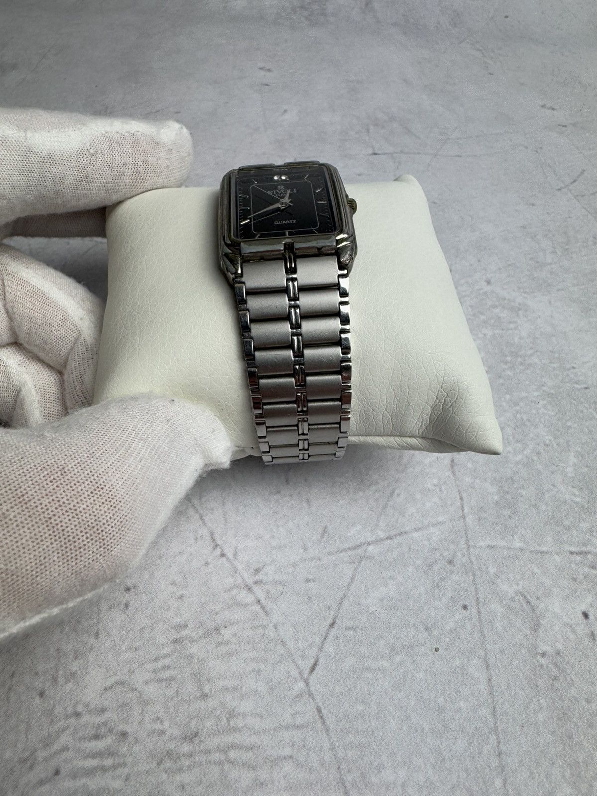 Japanese Brand × Vintage Rivoli Japanese Style Watch Vintage ✅Working Size ONE SIZE - 2 Thumbnail