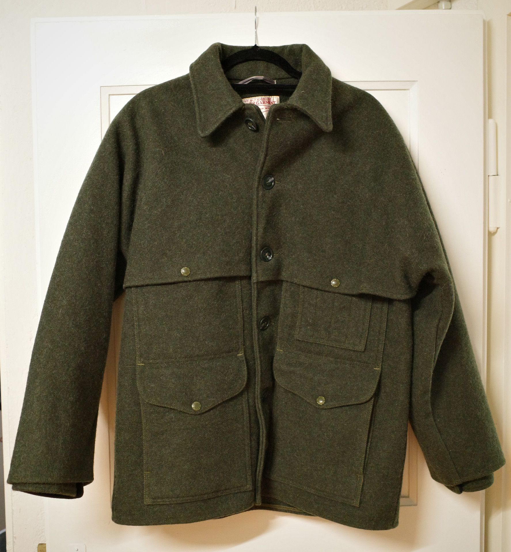 Filson フィルソン　Style 85 Mackinaw Coat Filson Style 85 Mackinaw Wool Jacket Red Black Checkered