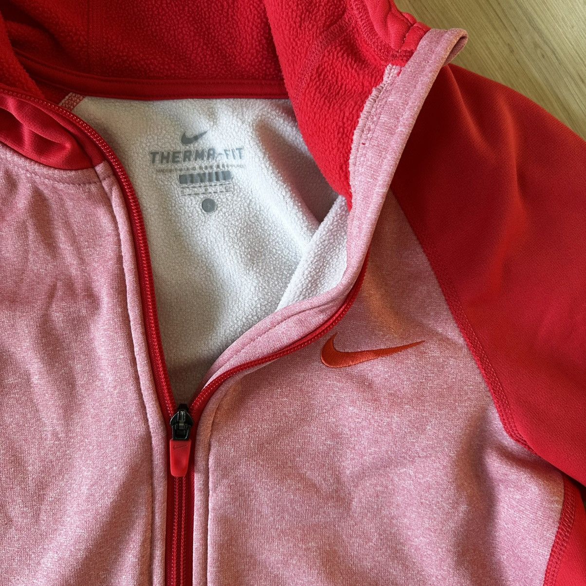 Nike Nike thermal hoodie Size S / US 4 / IT 40 - 2 Thumbnail