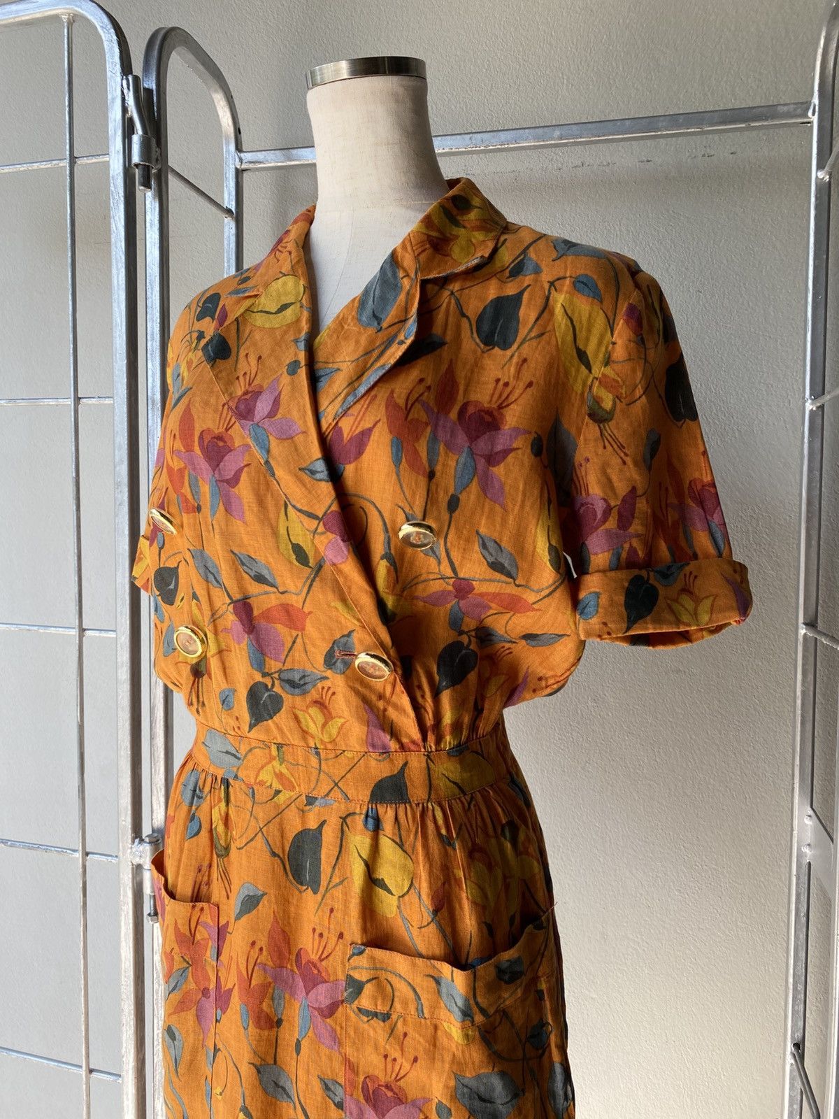 Valentino VALENTINO GARAVANI Orange Floral Button-Down Dress Size S / US 4 / IT 40 - 3 Thumbnail