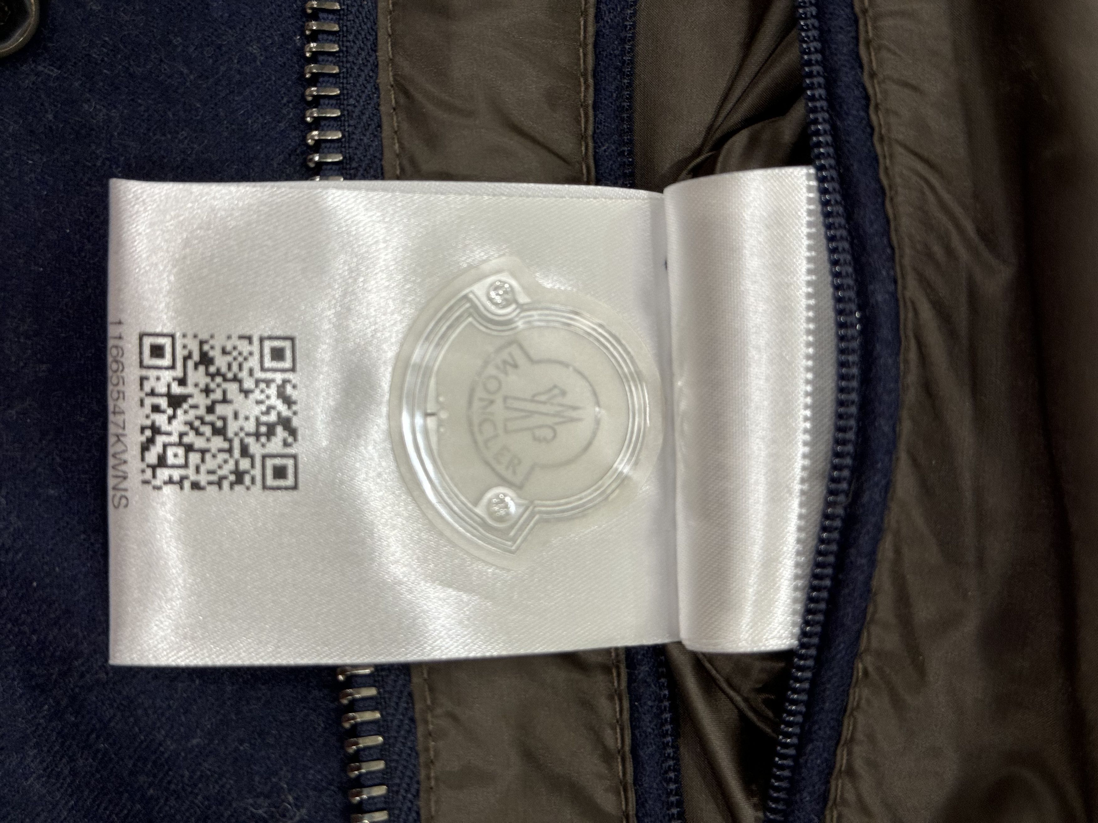 Moncler Jean Christophe Size US L / EU 52-54 / 3 - 9 Thumbnail