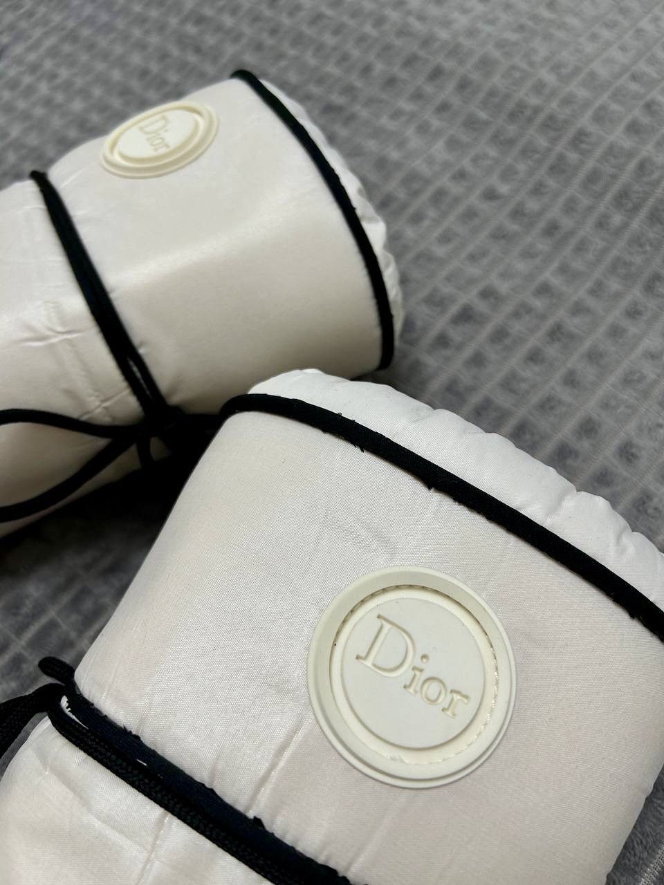 Dior Y2K Dior by John Galliano White Black Snow Moon Ski Boots Size US 7 / IT 37 - 15 Thumbnail