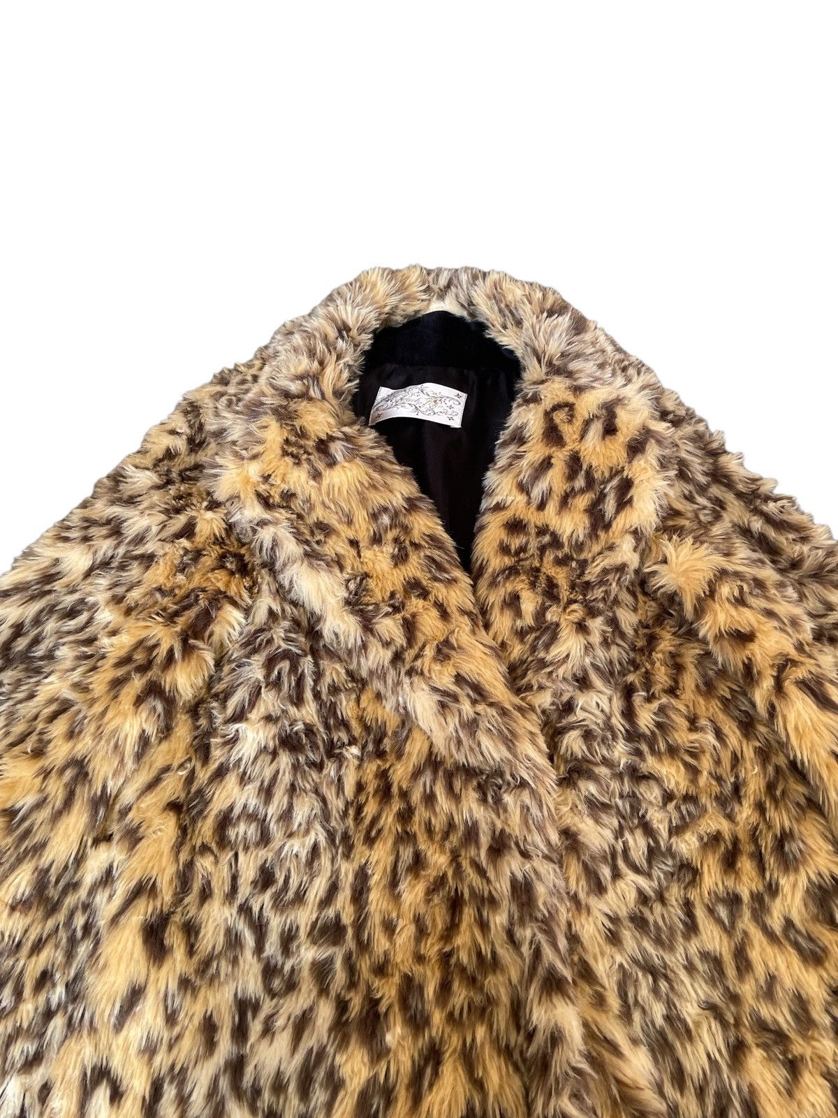 Japanese Brand Vintage Japanese Brand Allover Print Leopard Fluffy Fur Coat Size S / US 4 / IT 40 - 5 Thumbnail