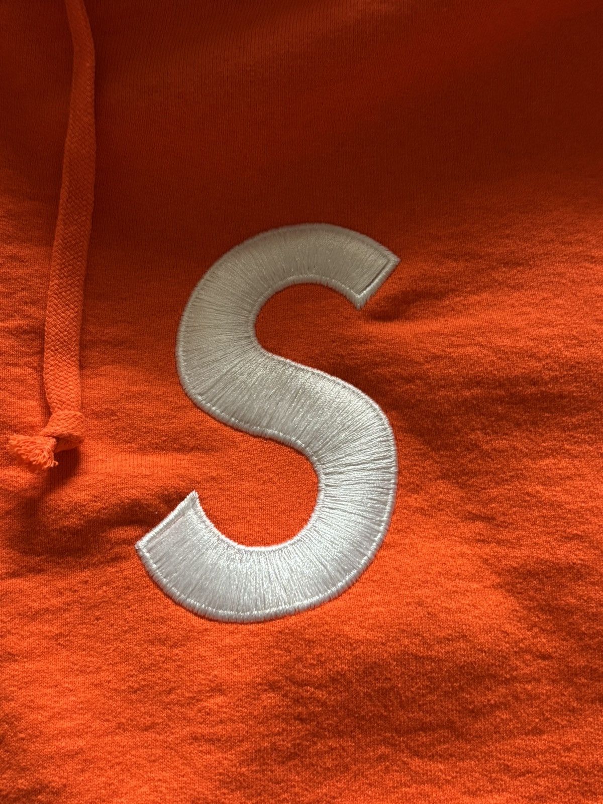 Vertabrae sweatpants 6pm cream orange
