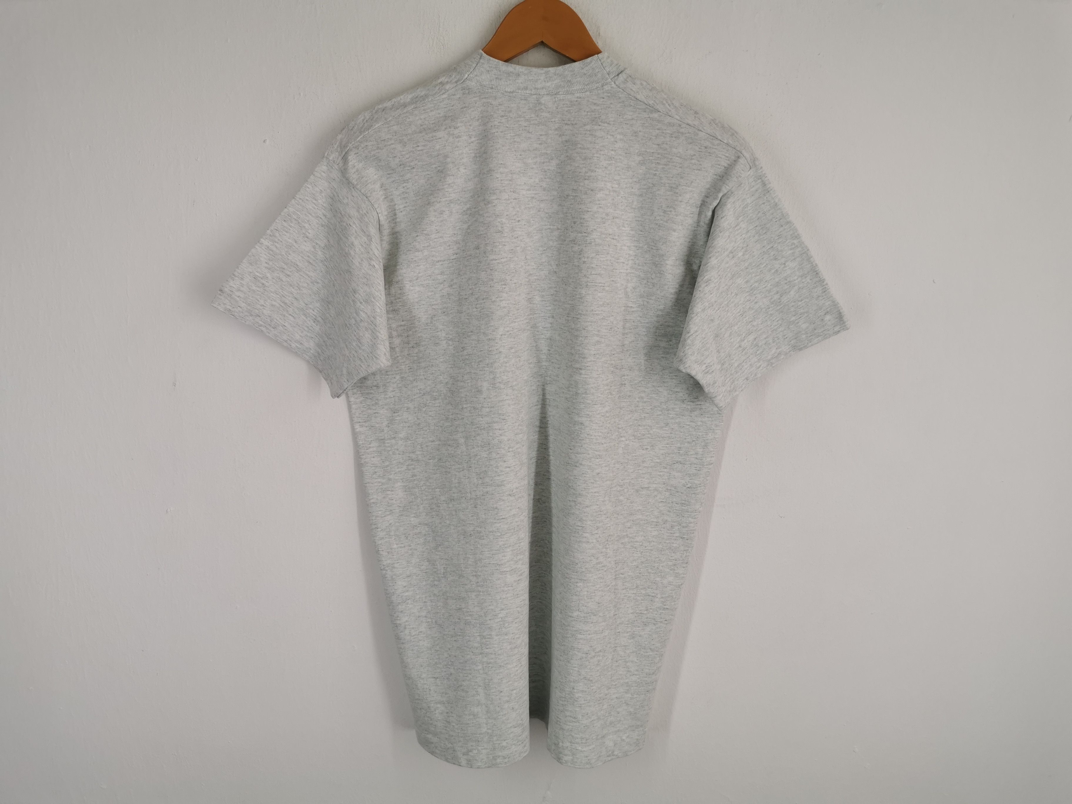 Fruit Of The Loom × Vintage Vintage 90's Brad Pitt Integra T Shirt Made In USA Size L Size US L / EU 52-54 / 3 - 2 Thumbnail