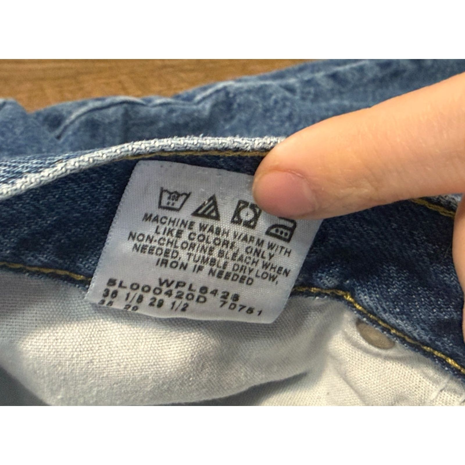Lee Riders by Lee Jeans Women's 16P Petite Blue Denim Straight Leg Jeans Shirt? Size 38" / US 16 / IT 52 - 6 Thumbnail