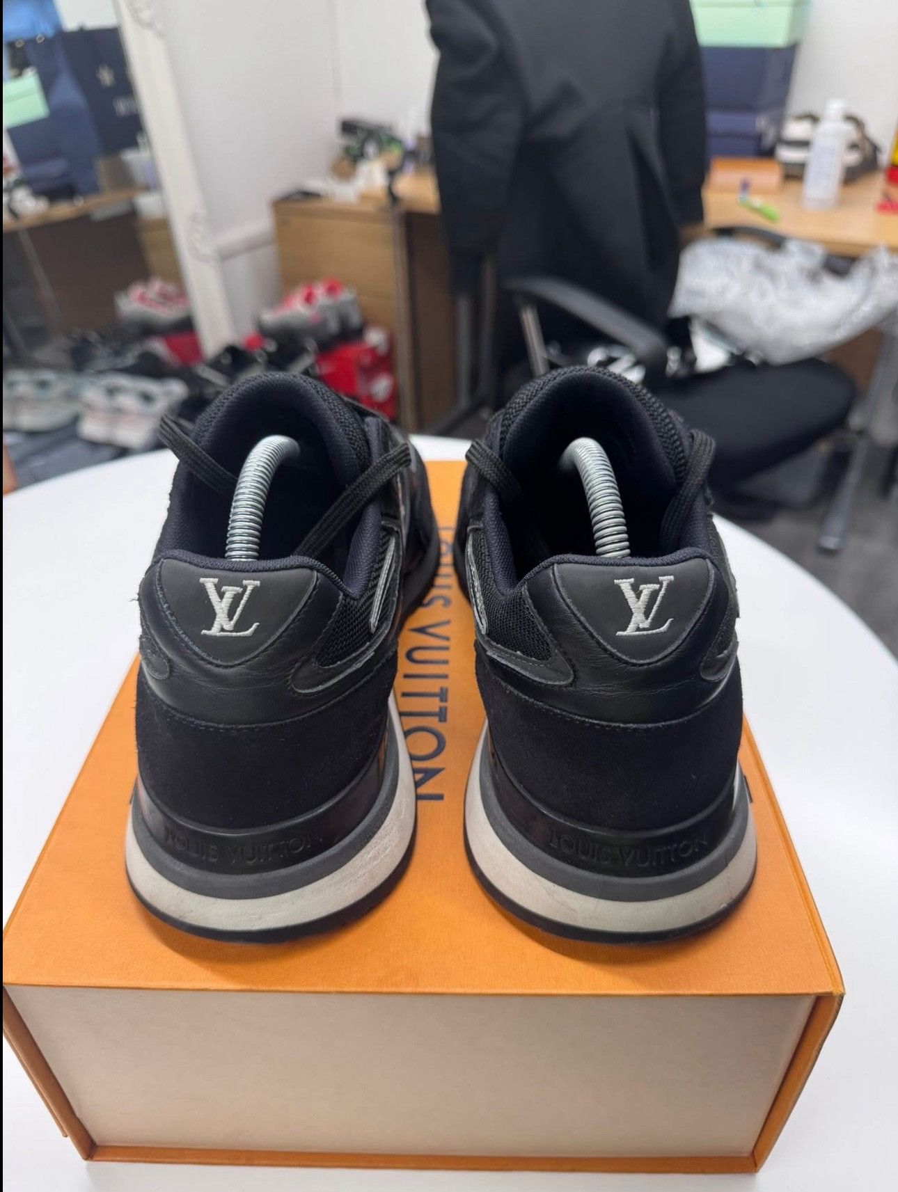 Louis Vuitton Louis Vuitton RunAways🪙 Size US 7.5 / EU 40-41 - 4 Thumbnail