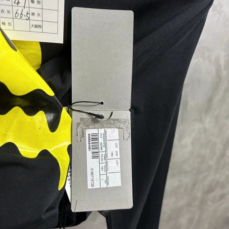 Balenciaga Balenciaga Black grimace print logo long sleeve Size US L / EU 52-54 / 3 - 7 Thumbnail