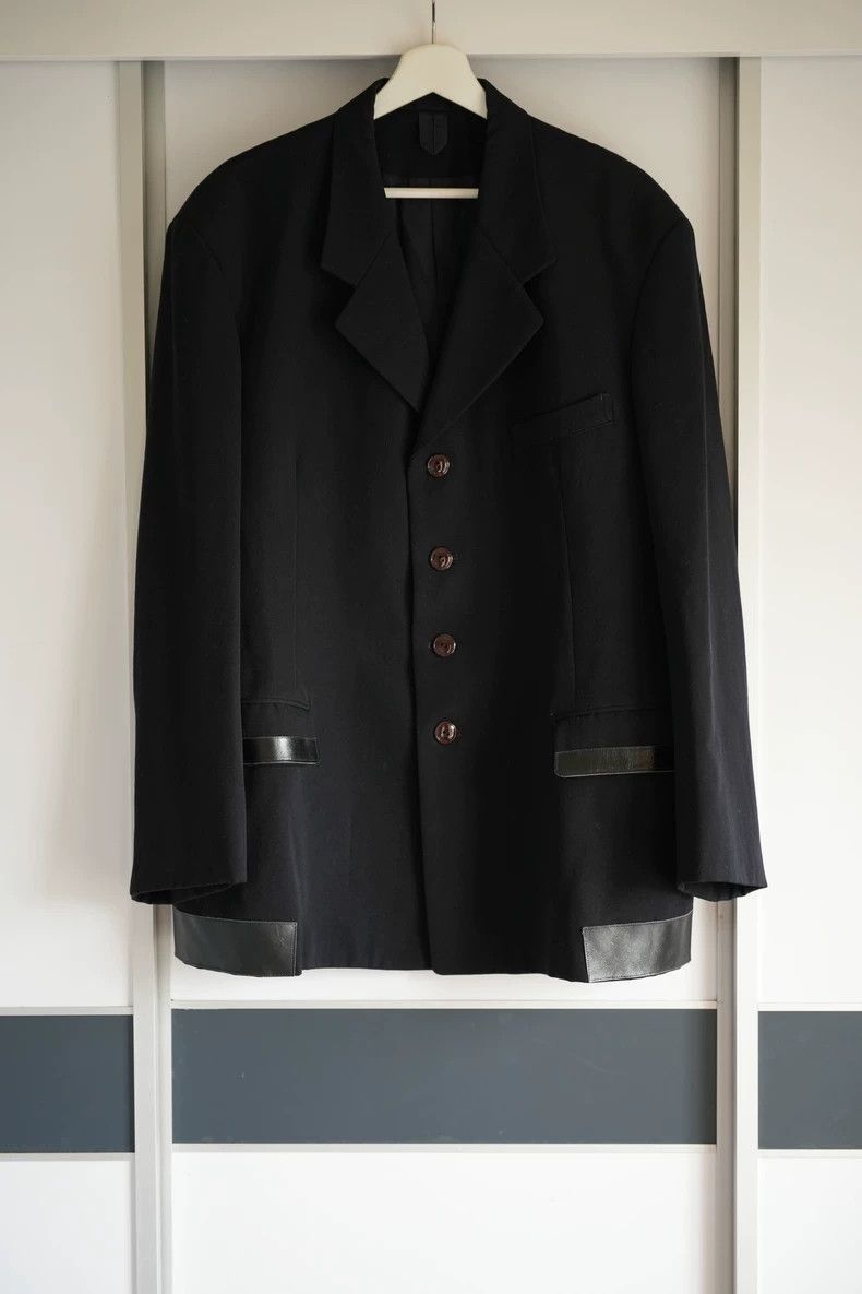 Yohji Yamamoto Yohji Yamamoto 91aw 6.1 Wear a suit under the skin-2505 Size US M / EU 48-50 / 2 - 1 Thumbnail