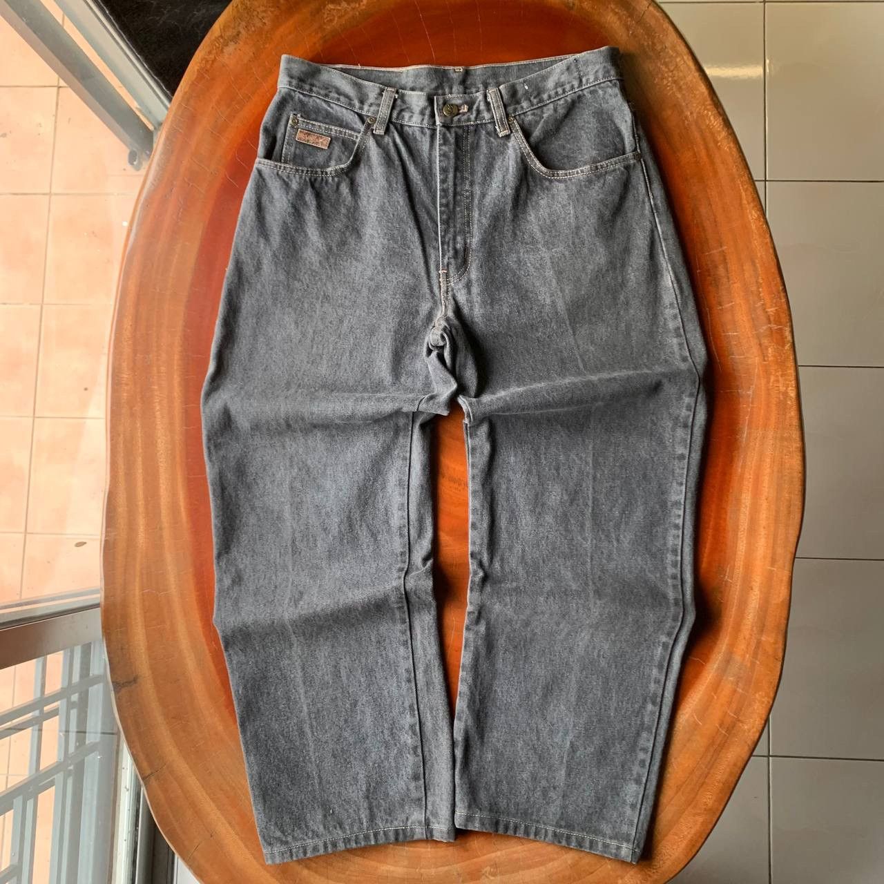 Yves Saint Laurent Vintage Yves Saint Laurent YSL Dark Grey Denim Jeans Pants Size US 32 / EU 48 - 1 Thumbnail