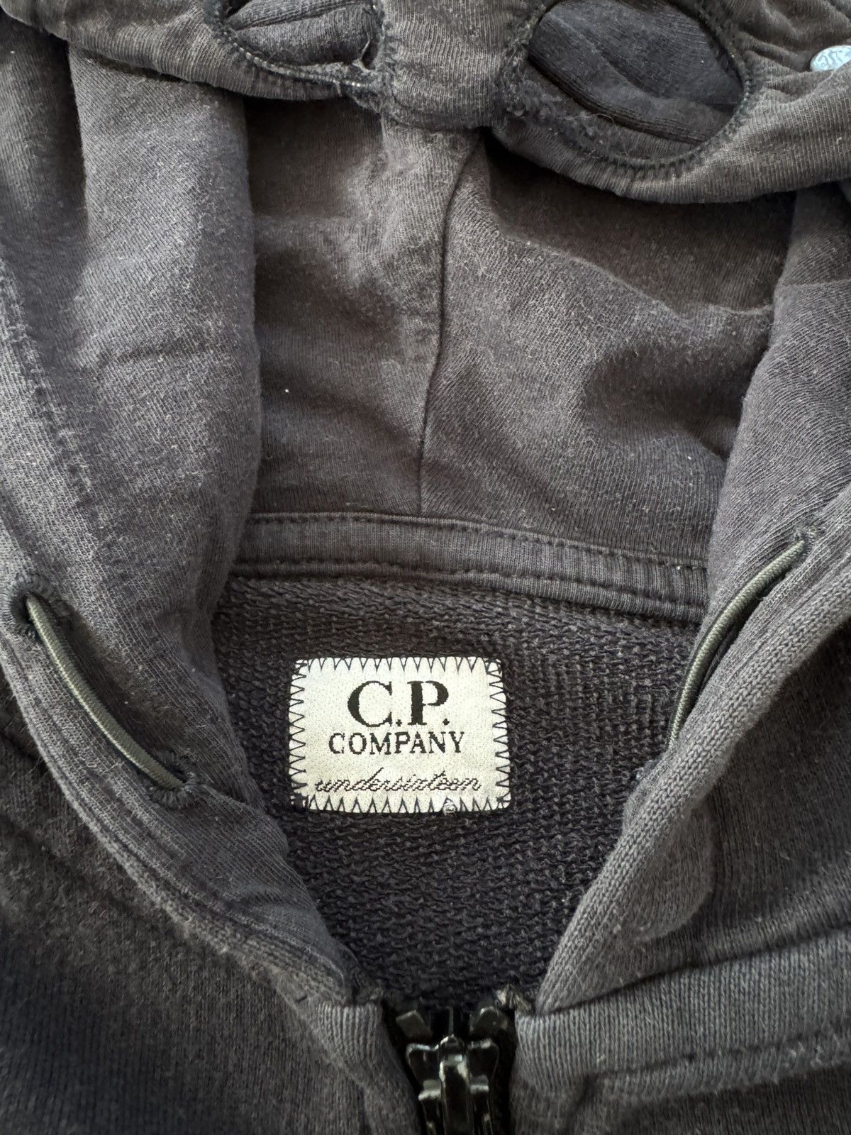 C.P. Company Vintage C.P. Company Hoodie Size US S / EU 44-46 / 1 - 9 Thumbnail