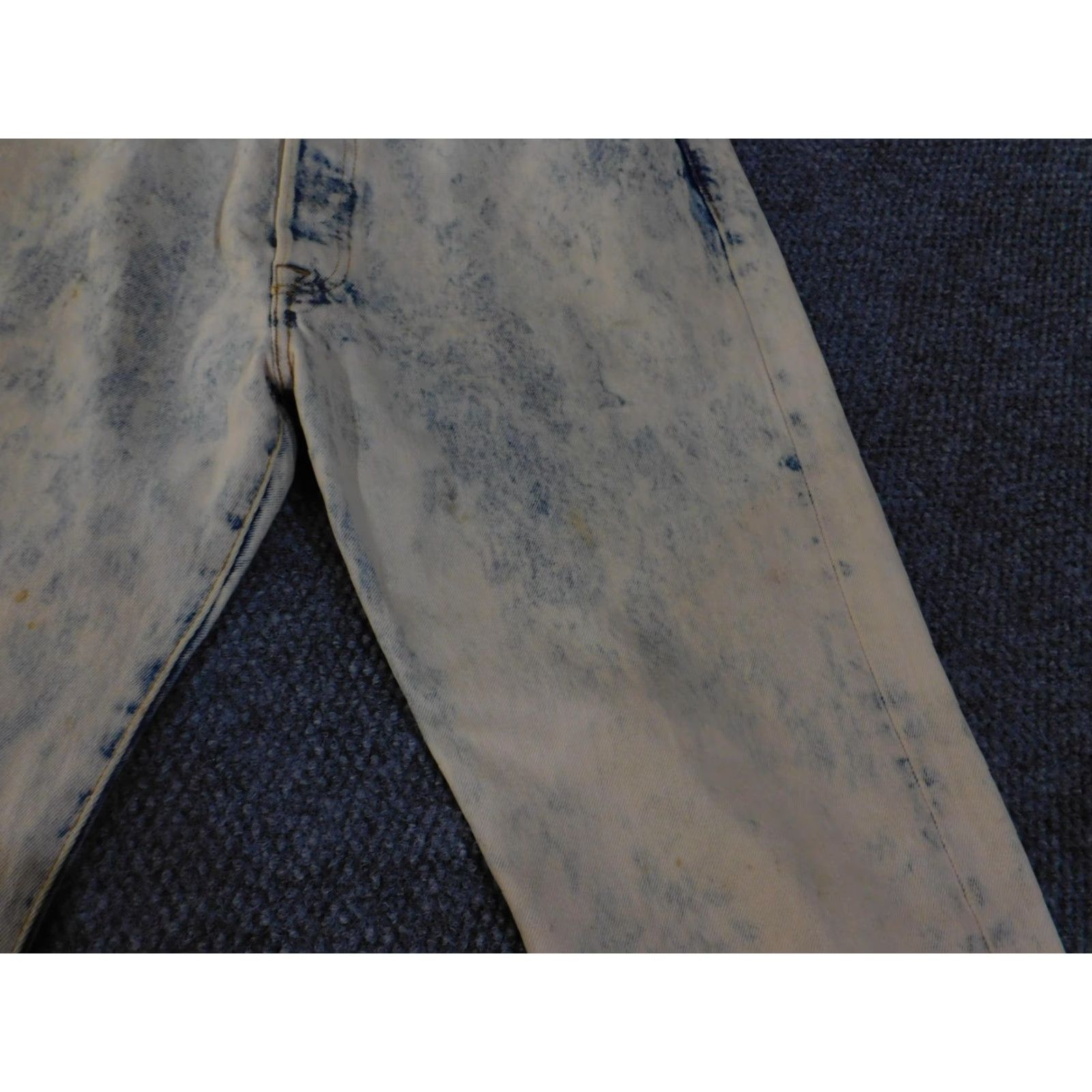 Levi's VINTAGE Levi's 501 Jeans Mens 36x30 Bleach Stain White Acid Wash Straight Leg Button Fly Denim 501 Series Regular Mens Size US 36 / EU 52 - 6 Thumbnail