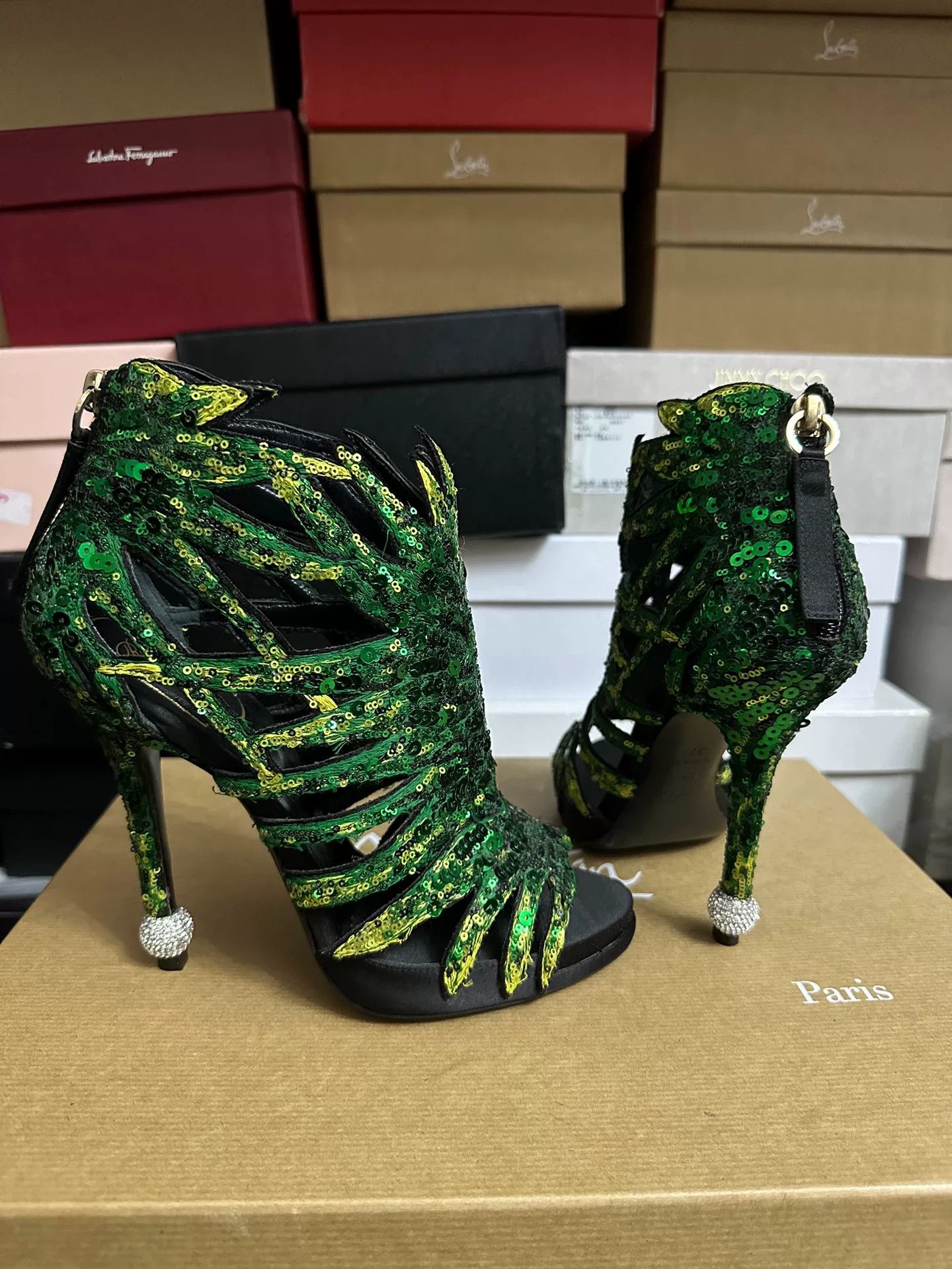Roger Vivier Roger Vivier Limited Edition Heels Size 37 Size US 6 / IT 36 - 1 Thumbnail