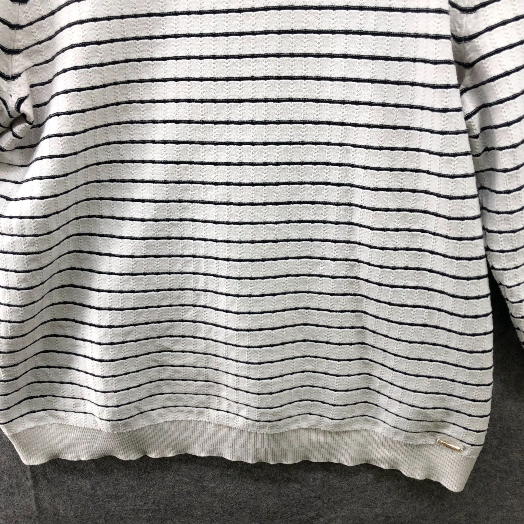 Calvin Klein Calvin Klein Crewneck Sweater Womens L White Black Stripe Stretch Lightweight Pullover Knit Casual Winter Fall Crew Neck Regular Fit Size L / US 10 / IT 46 - 4 Thumbnail
