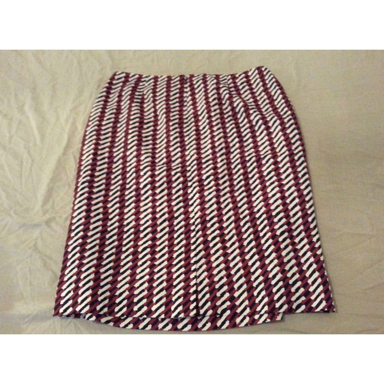 Ann Taylor Womens Ann Taylor Skirt 8 Midi Flare Red Navy Blue Silk Wool Dressy Women Size 30" / US 8 / IT 44 - 2 Thumbnail