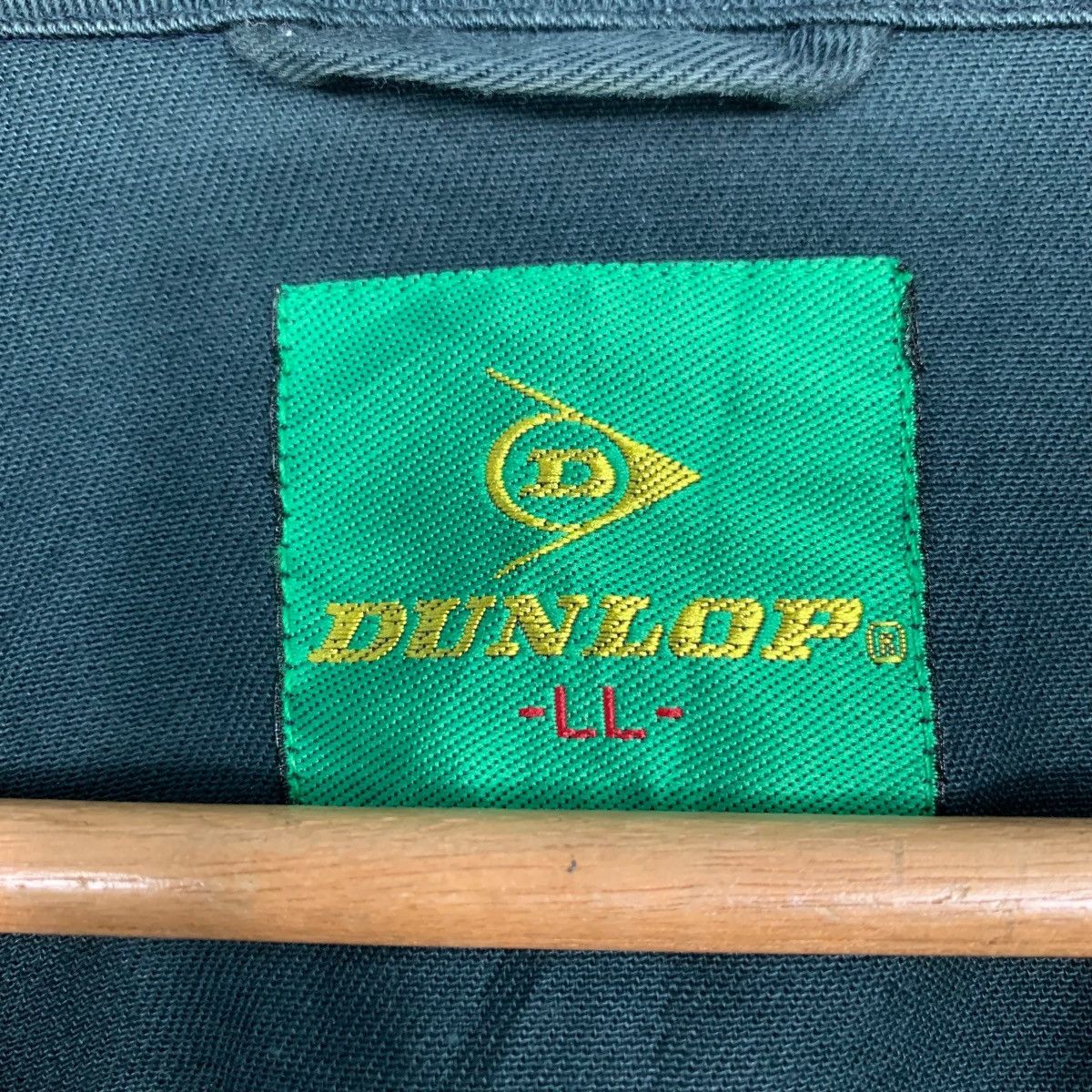 Dunlop Vintage 90s DUNLOP Embroidered Logo Casual Jacket #2825-C127 Size US L / EU 52-54 / 3 - 14 Thumbnail