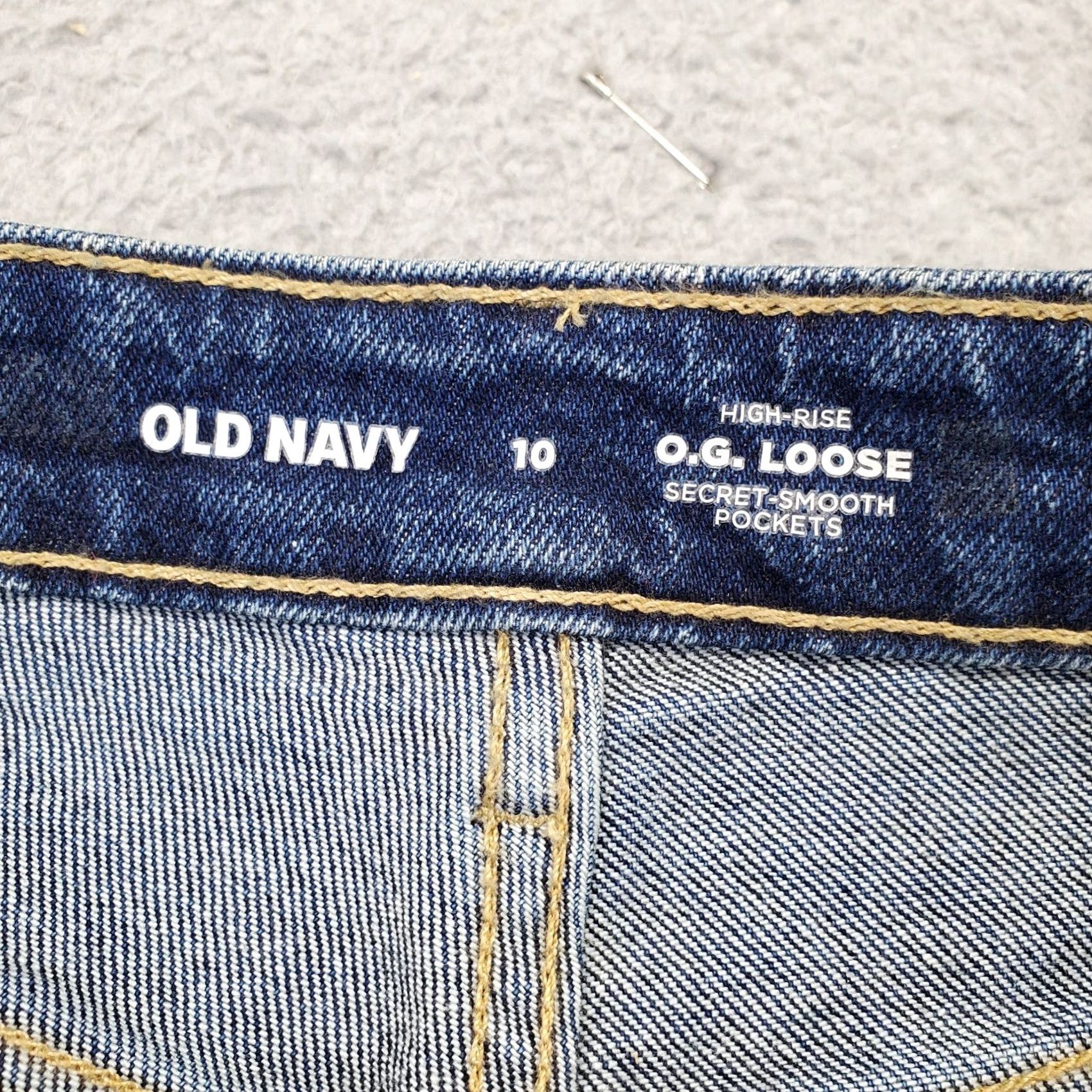 Old Navy Old Navy Jeans Womens 10 Blue Denim Relaxed Straight High-Rise 5-Pocket Pockets Denim Jeans Womens 10 XL? Size 32" / US 10 / IT 46 - 7 Thumbnail