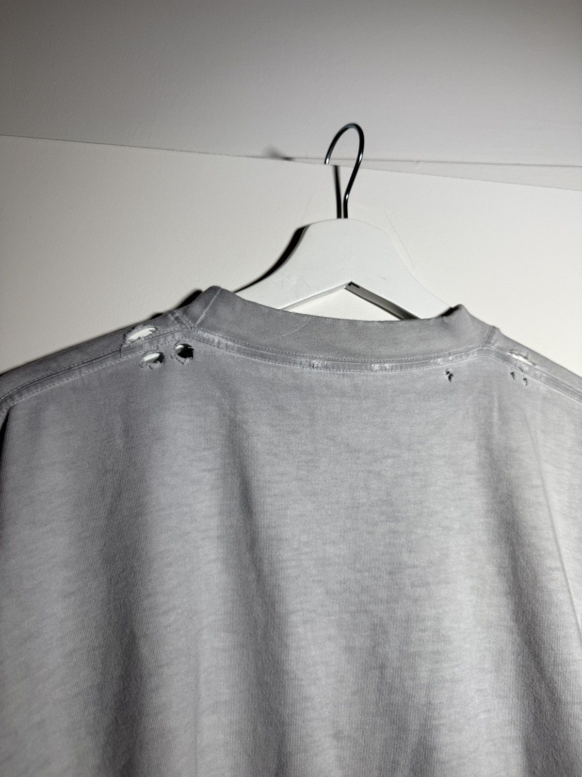 Balenciaga Balenciaga Metal Vintage Oversized T Shirt 4 Size US XL / EU 56 / 4 - 16 Thumbnail