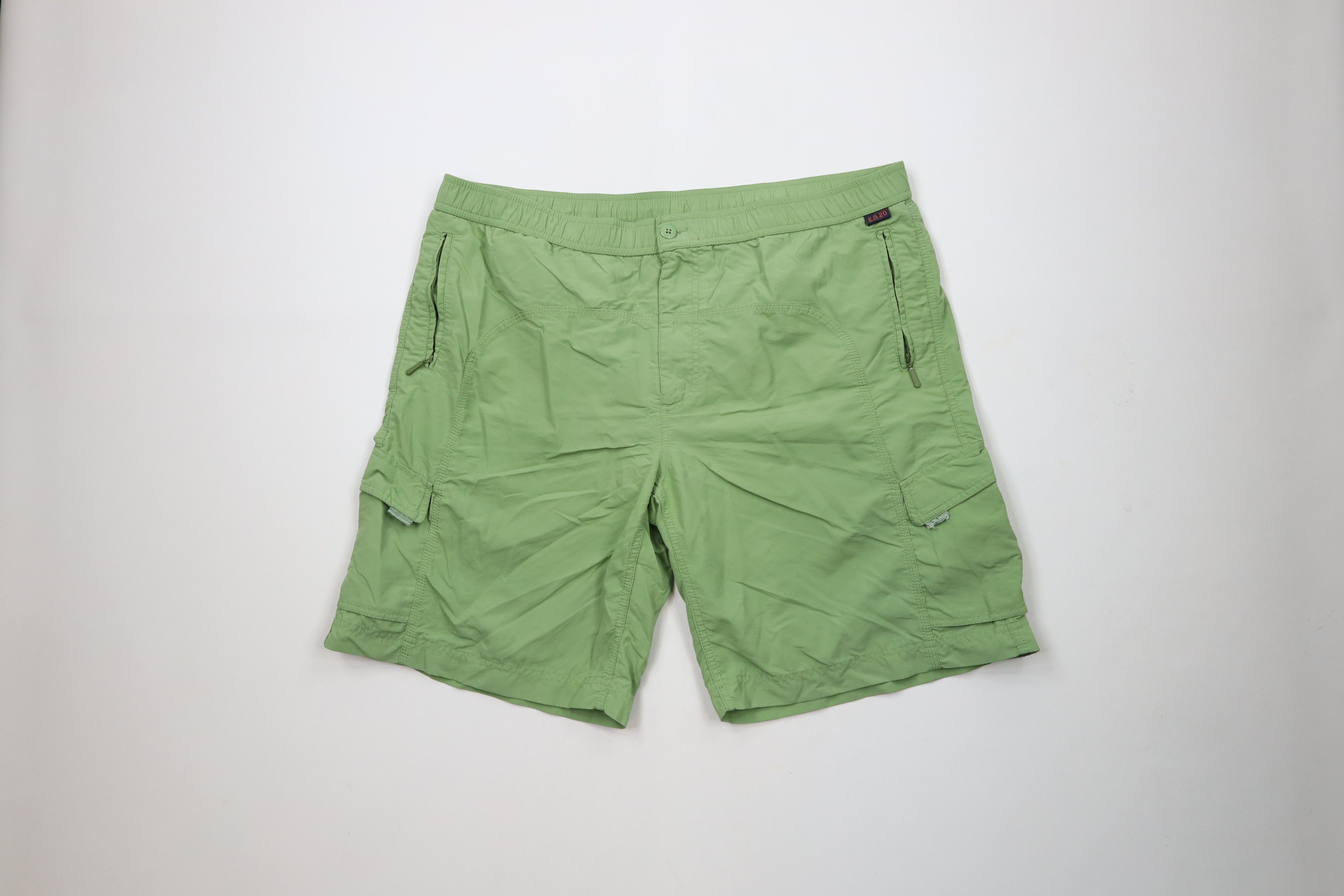 Eddie Bauer × Vintage Vintage Eddie Bauer Above Knee Cargo Shorts Light Green Size US 36 / EU 52 - 1 Thumbnail