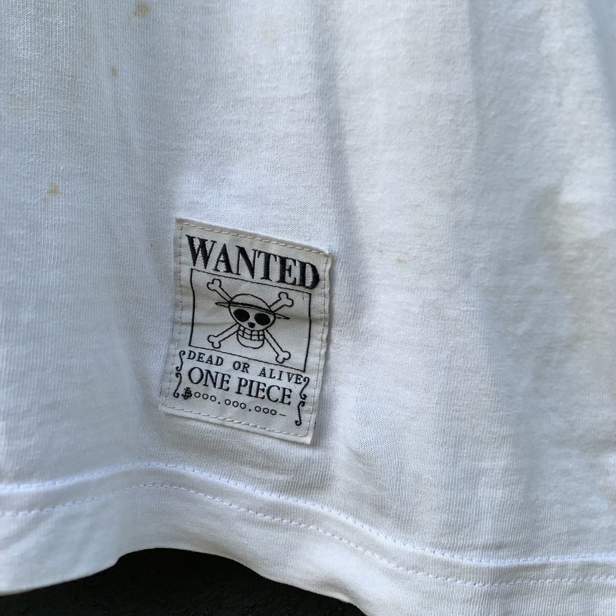 Anime Thrashed One Piece Anima x Uniqlo Japanese Brand Tee Size US M / EU 48-50 / 2 - 4 Thumbnail