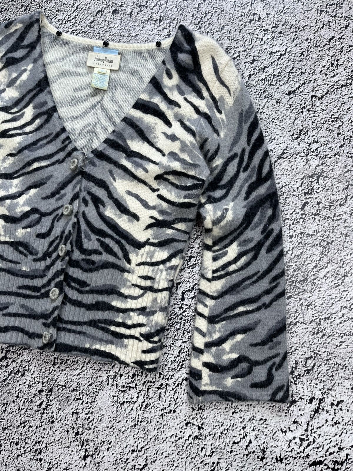 Neiman Marcus Vintage Neiman Marcus Hairy Angora Wool Tiger Print Cardigan Size S / US 4 / IT 40 - 3 Thumbnail